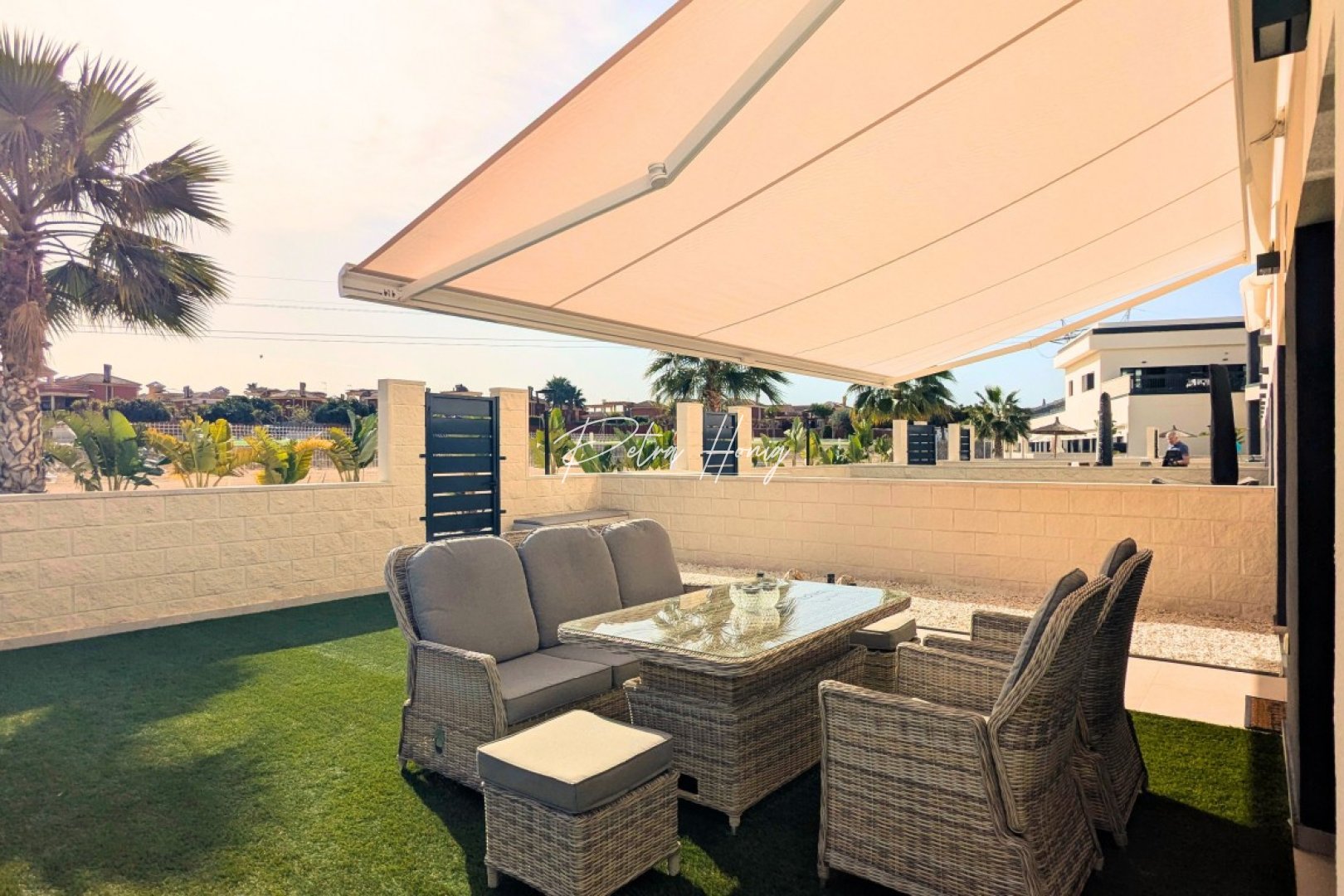 Resales - Apartment - Lo Crispin