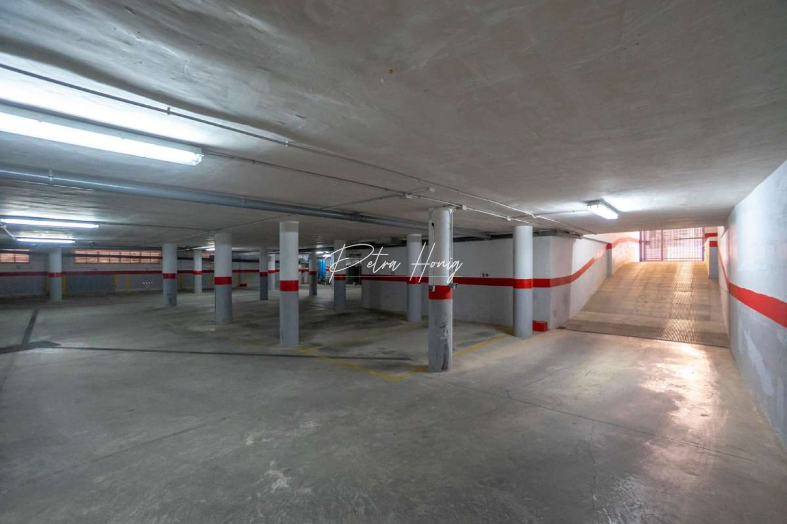 Resales - Apartment - Lo Pagan