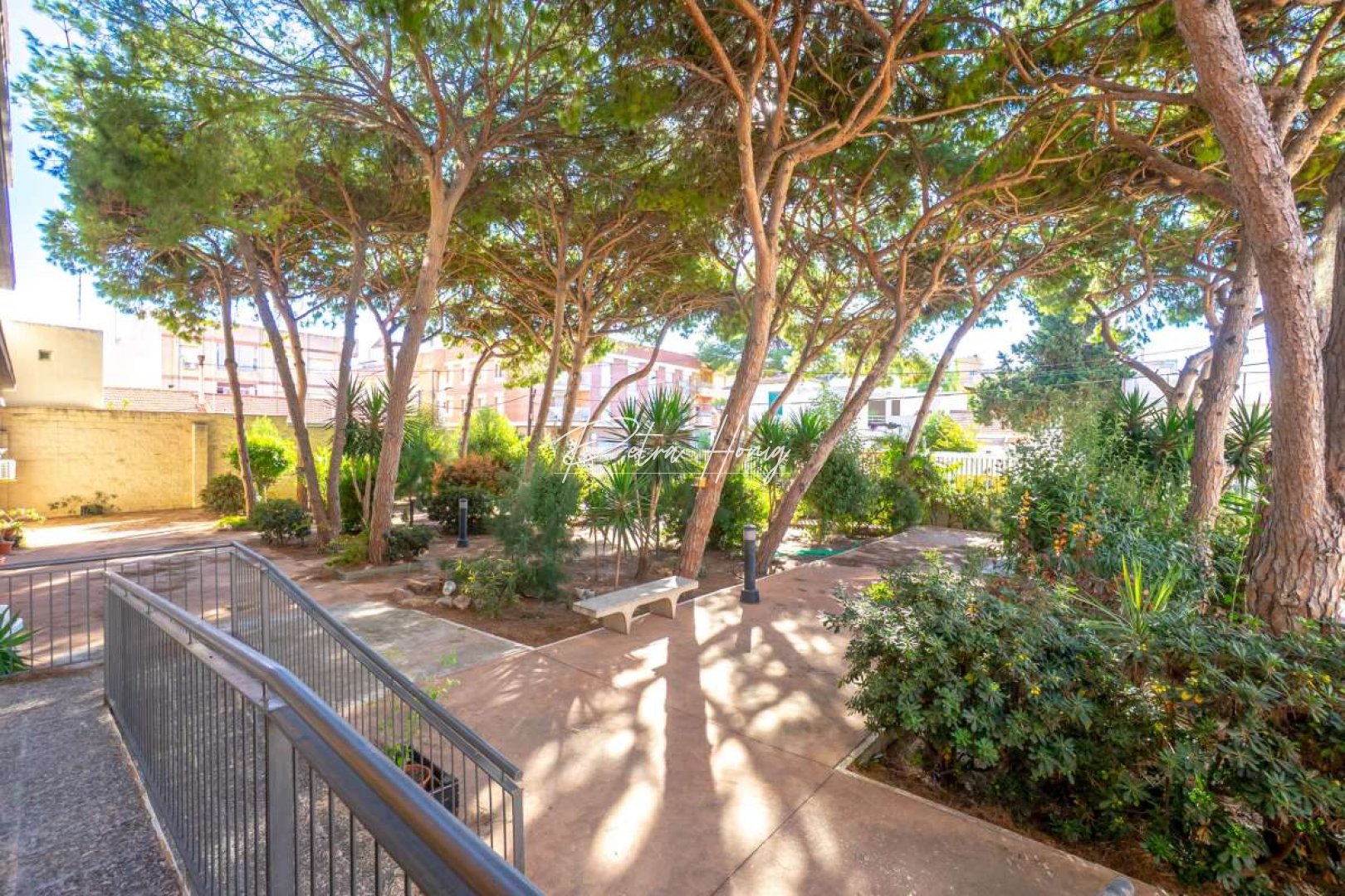 Resales - Apartment - Lo Pagan