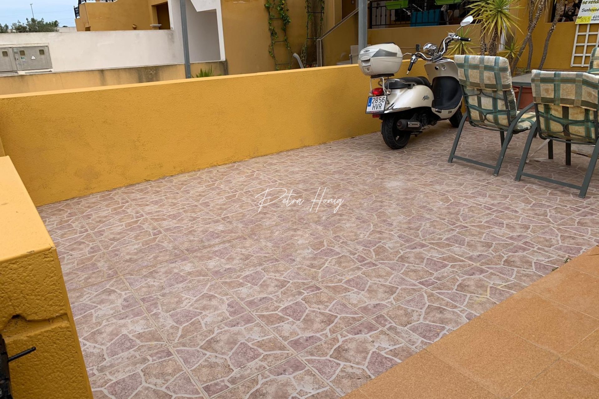 Resales - Apartment - Los Montesinos
