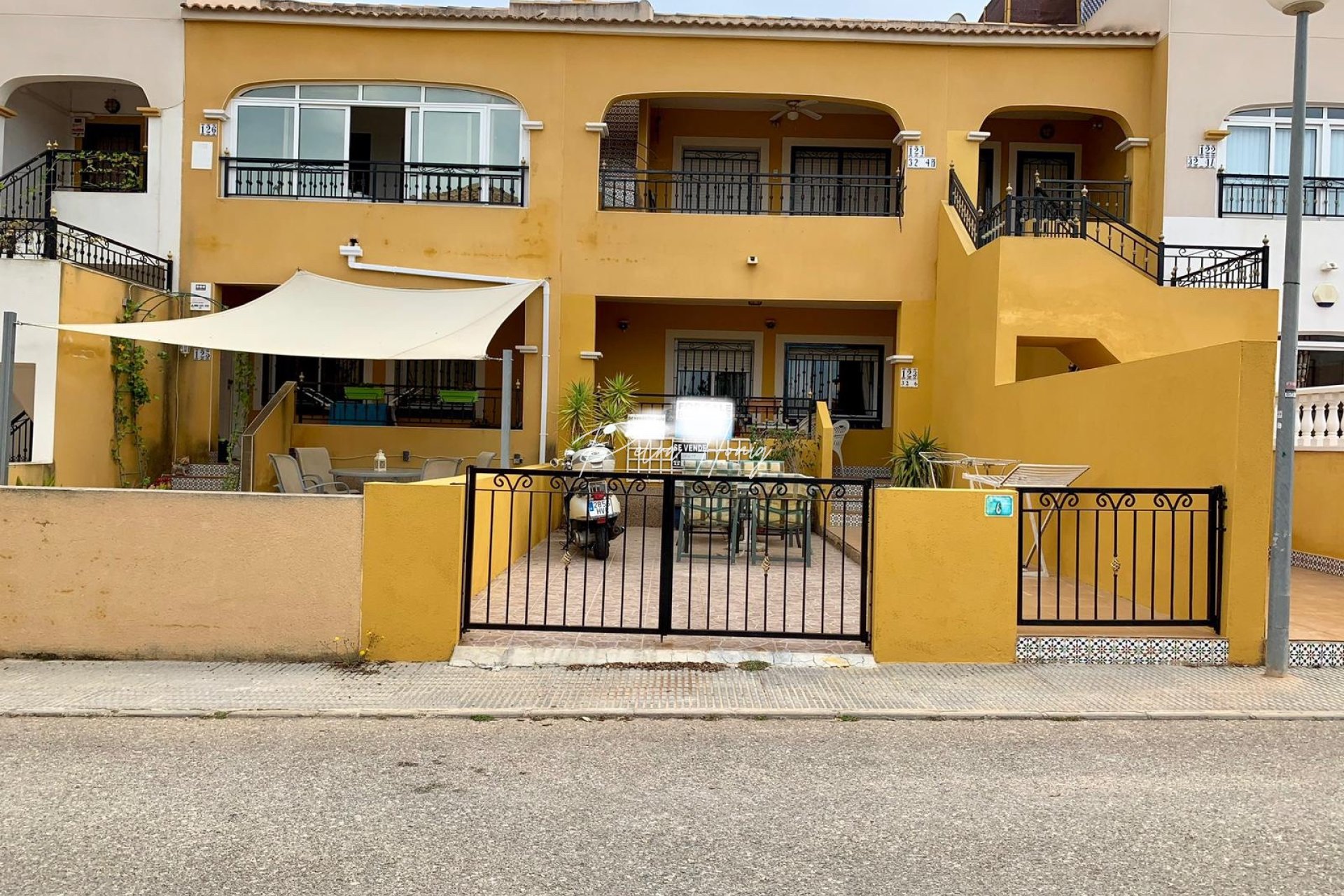 Resales - Apartment - Los Montesinos