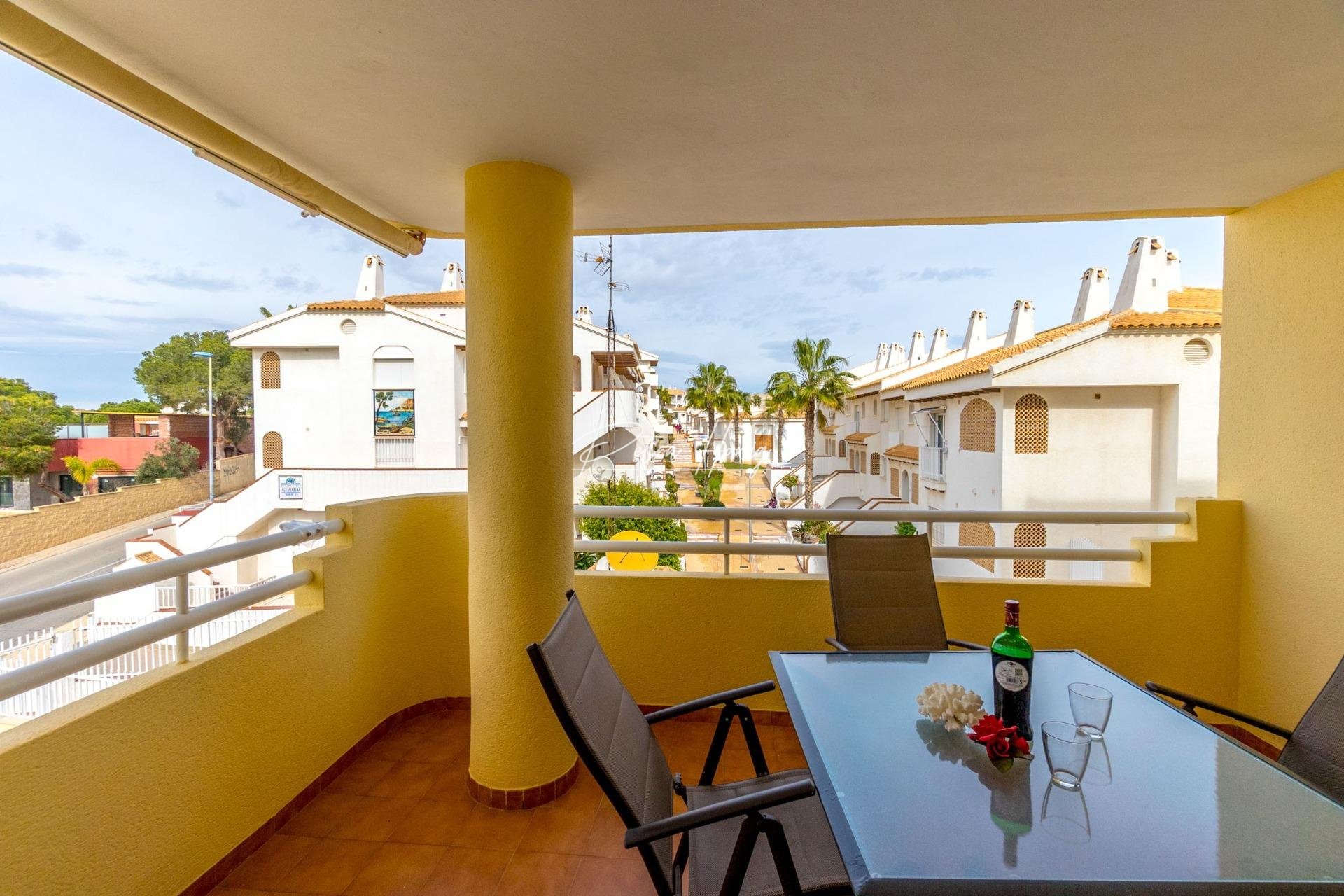 Resales - Apartment - Orihuela Costa - Campoamor