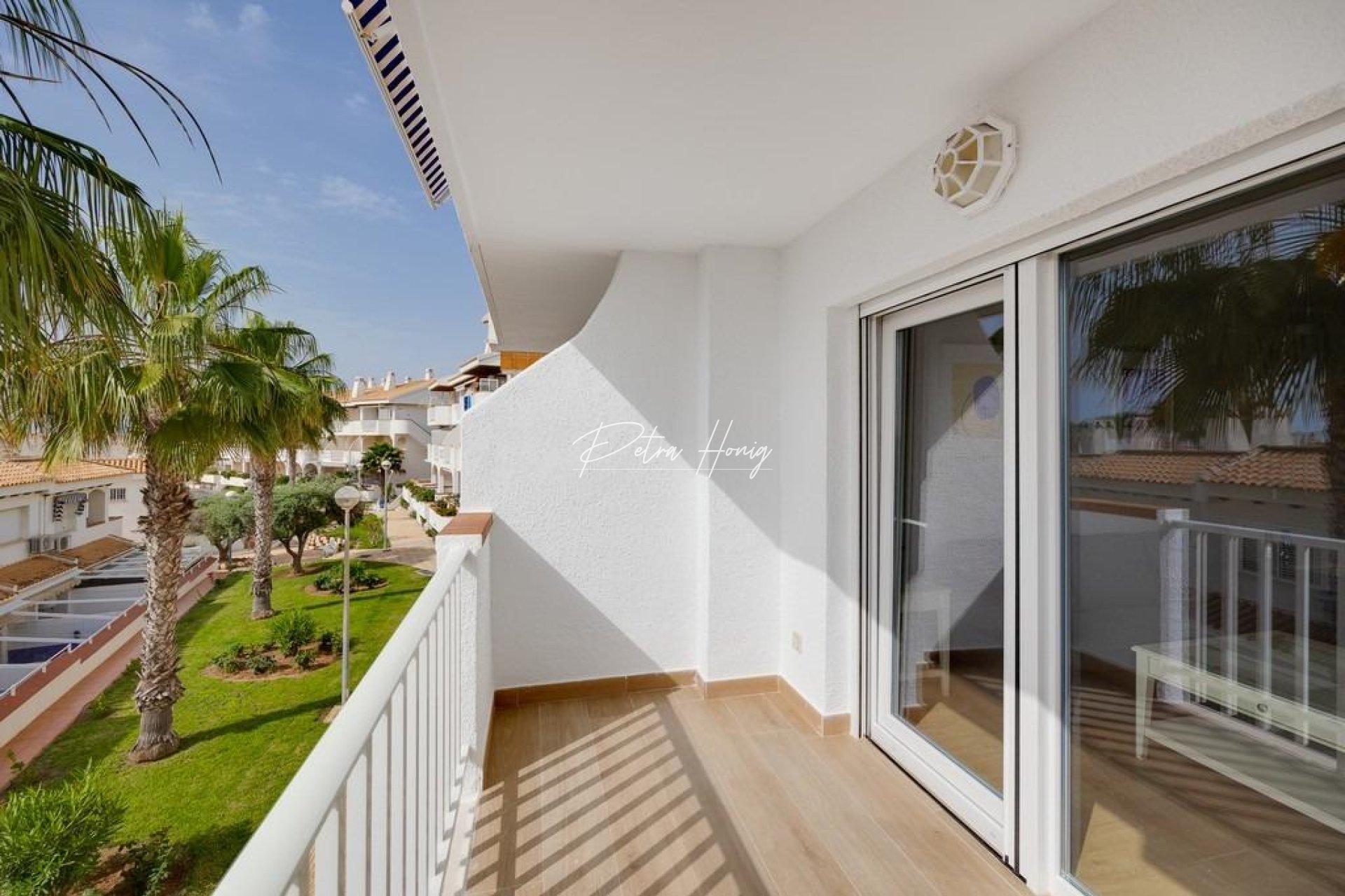 Resales - Apartment - Orihuela Costa - Campoamor
