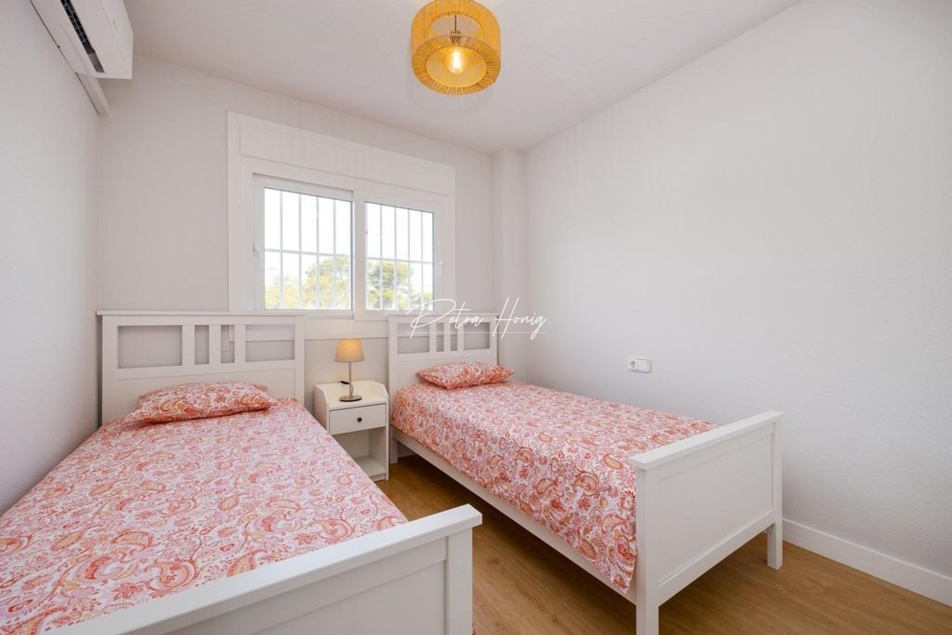 Resales - Apartment - Orihuela Costa - Campoamor