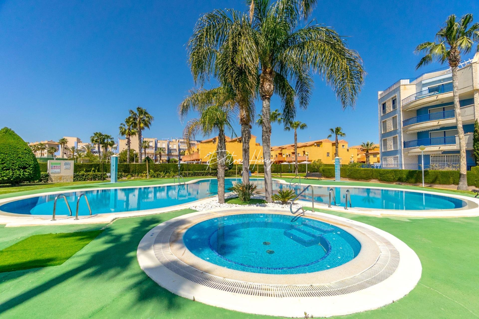 Resales - Apartment - Orihuela Costa - Campoamor