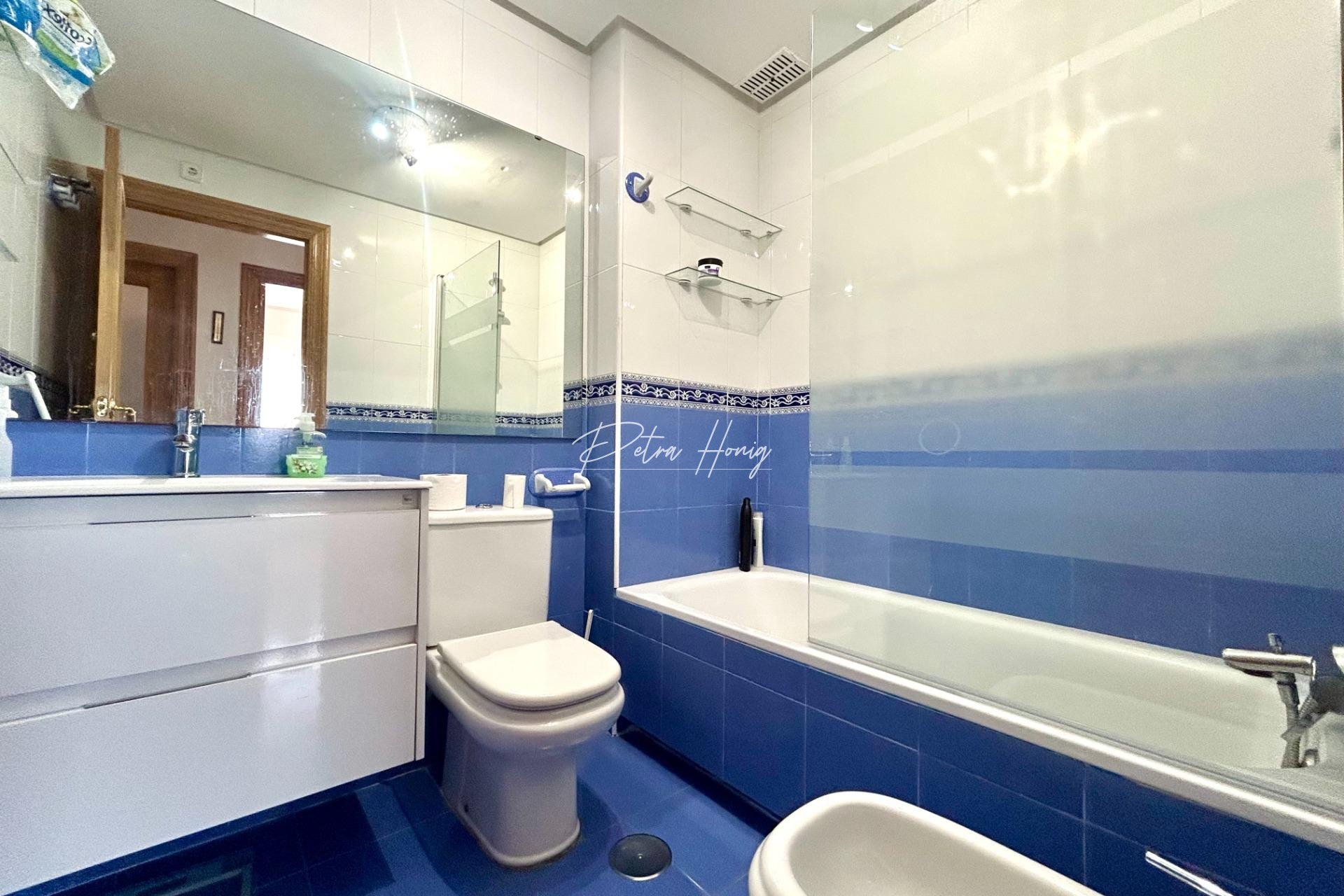 Resales - Apartment - Orihuela Costa - Campoamor