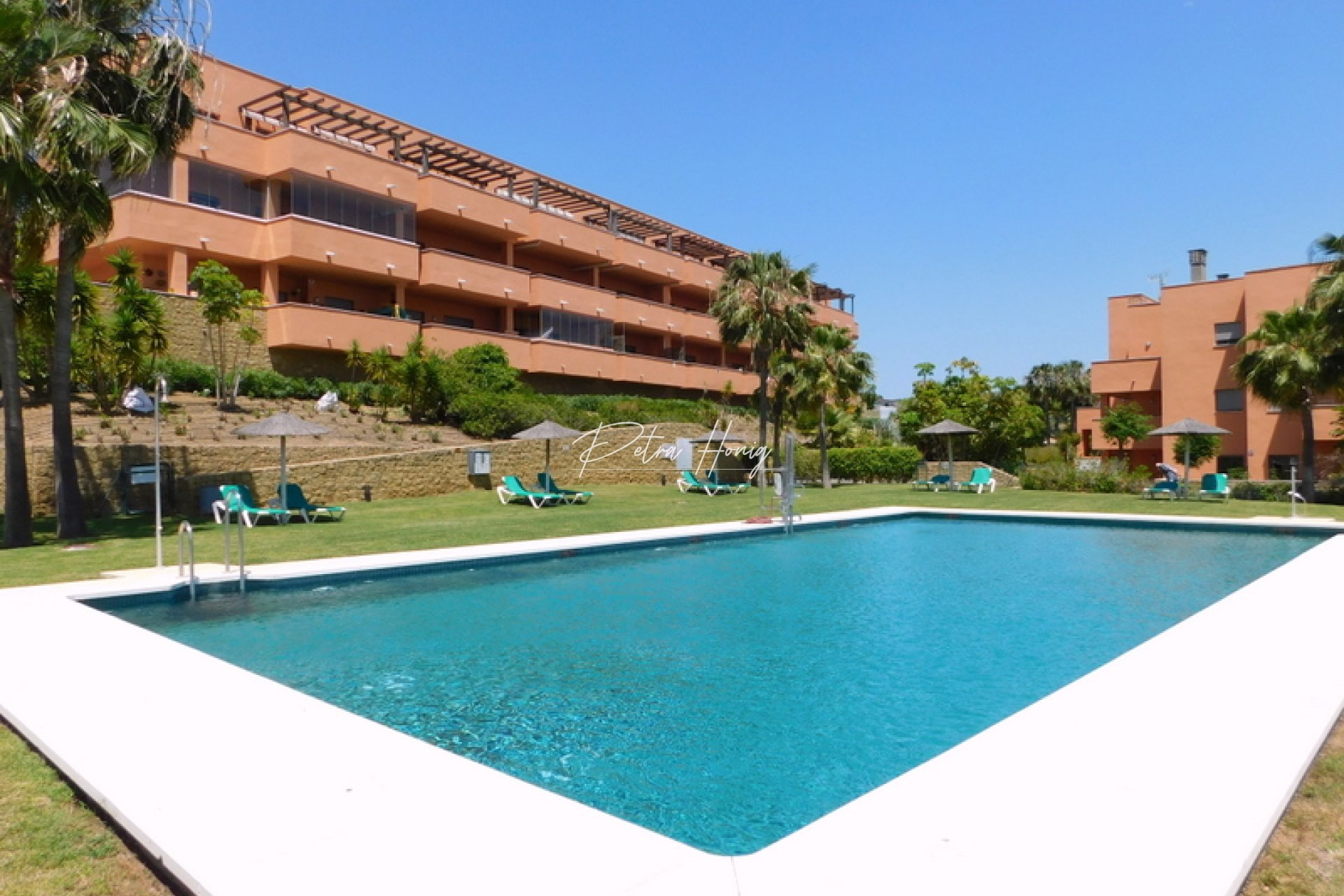 Resales - Apartment - Other areas - Costa del Sol