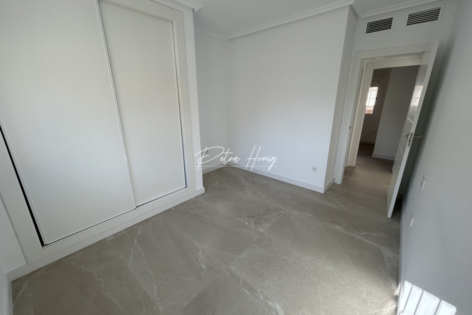 Resales - Apartment - Pilar de La Horadada
