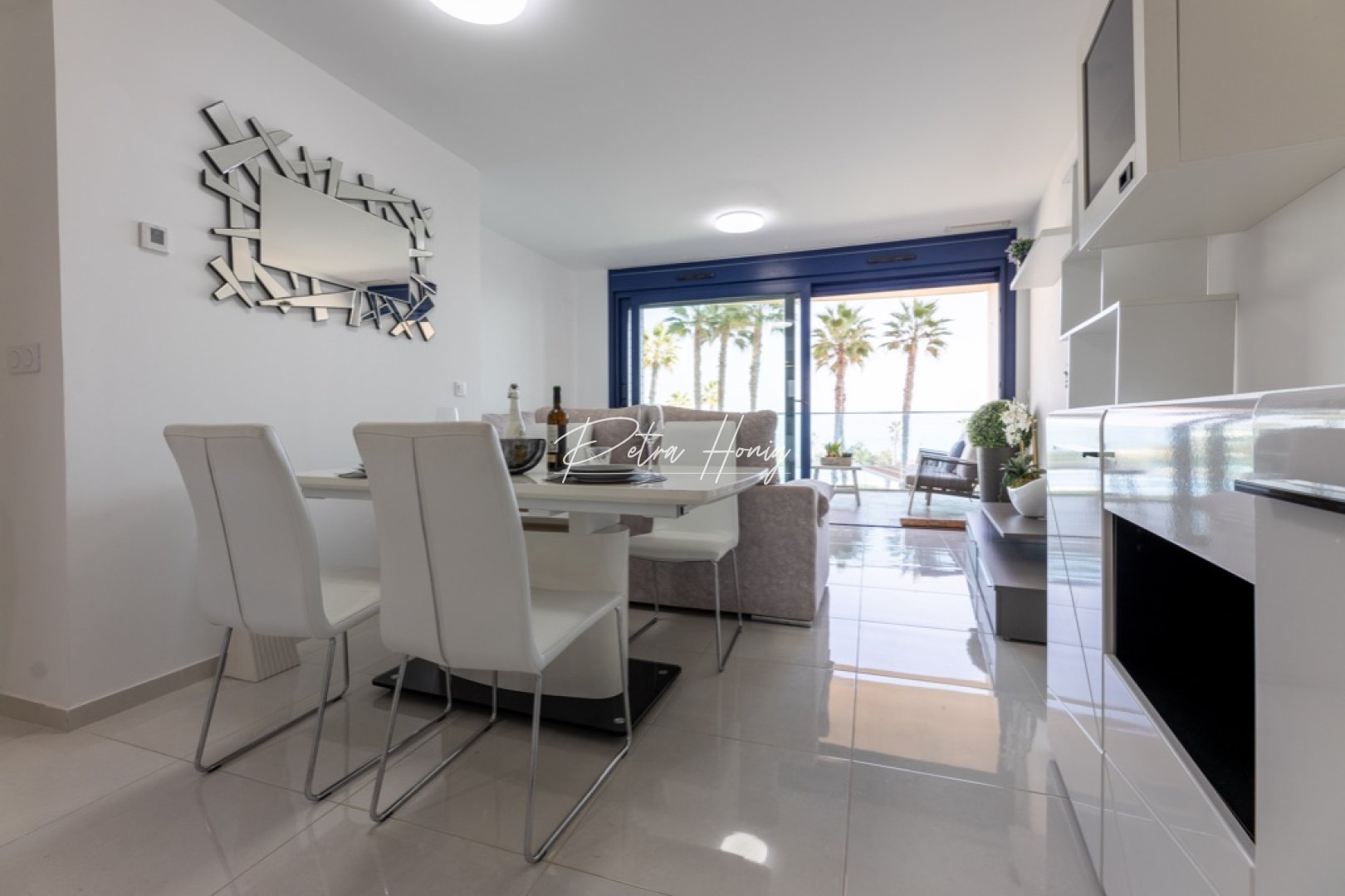 Resales - Apartment - Punta Prima - Sea Senses