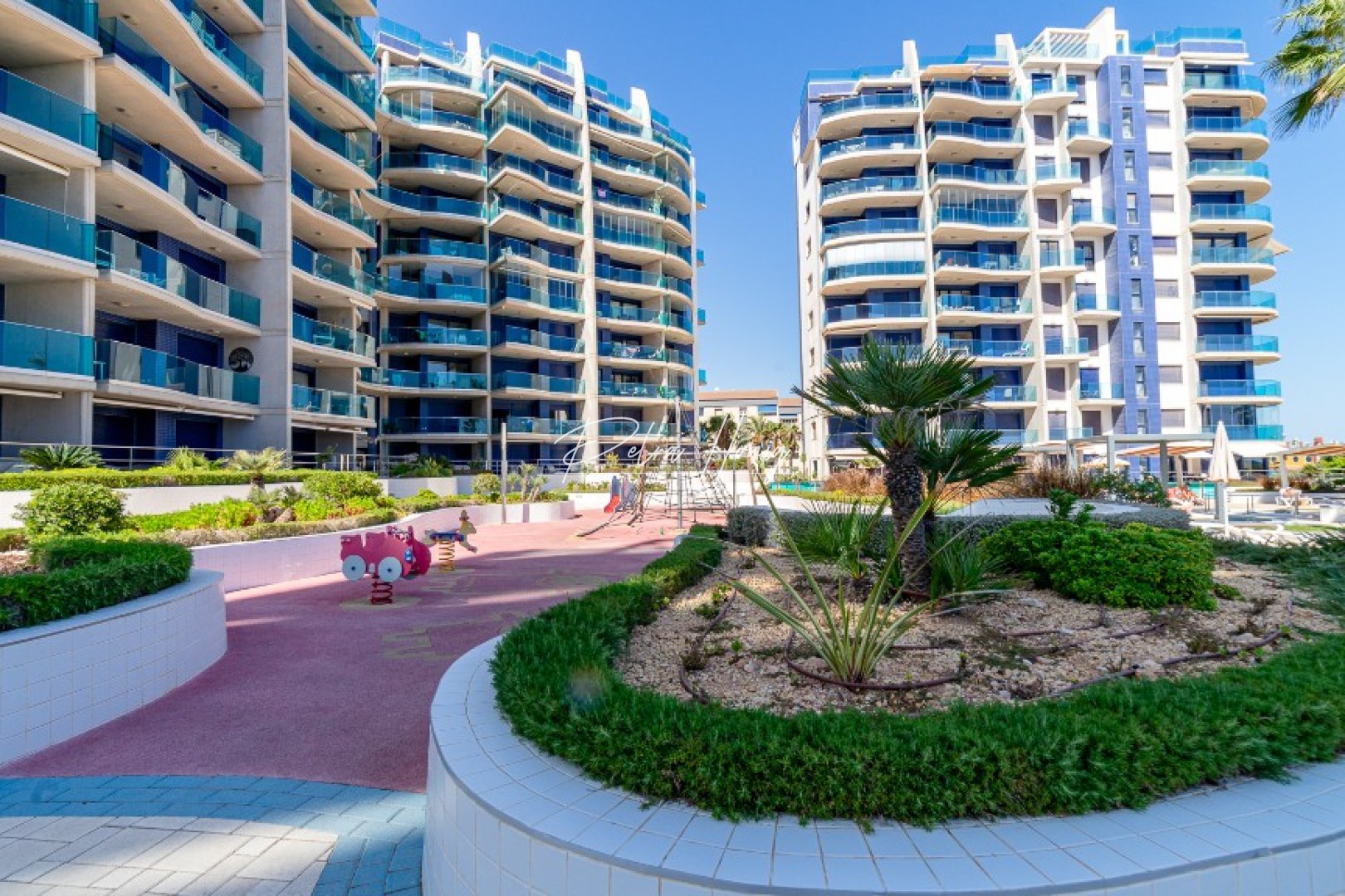 Resales - Apartment - Punta Prima