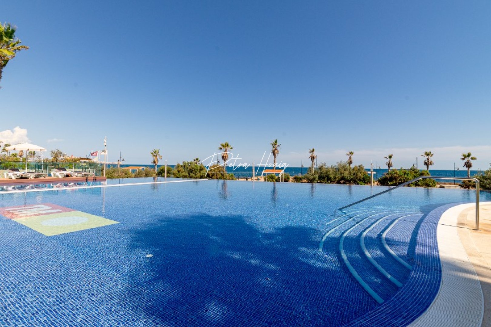 Resales - Apartment - Punta Prima