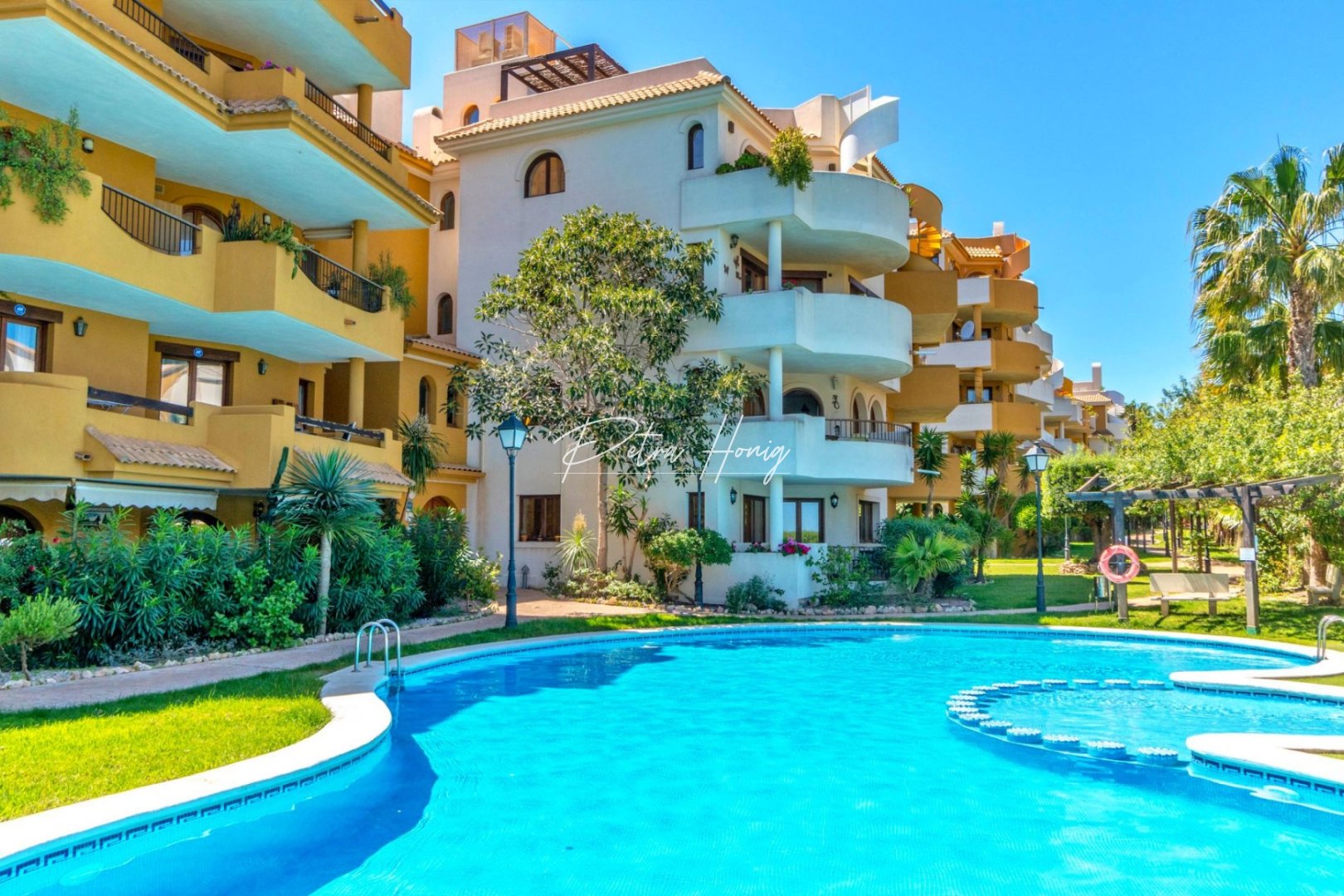 Resales - Apartment - Punta Prima