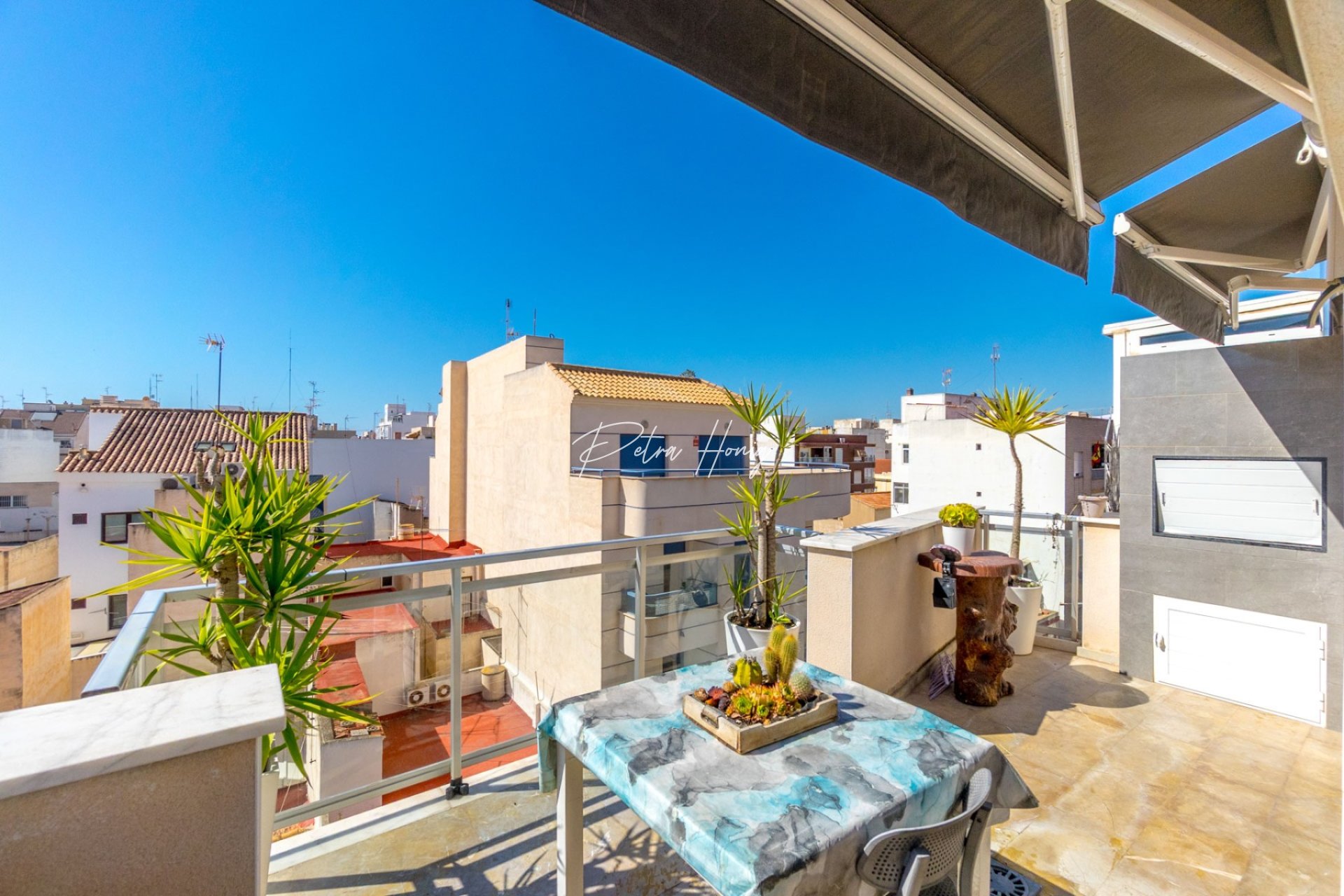 Resales - Apartment - Torrevieja - Centro
