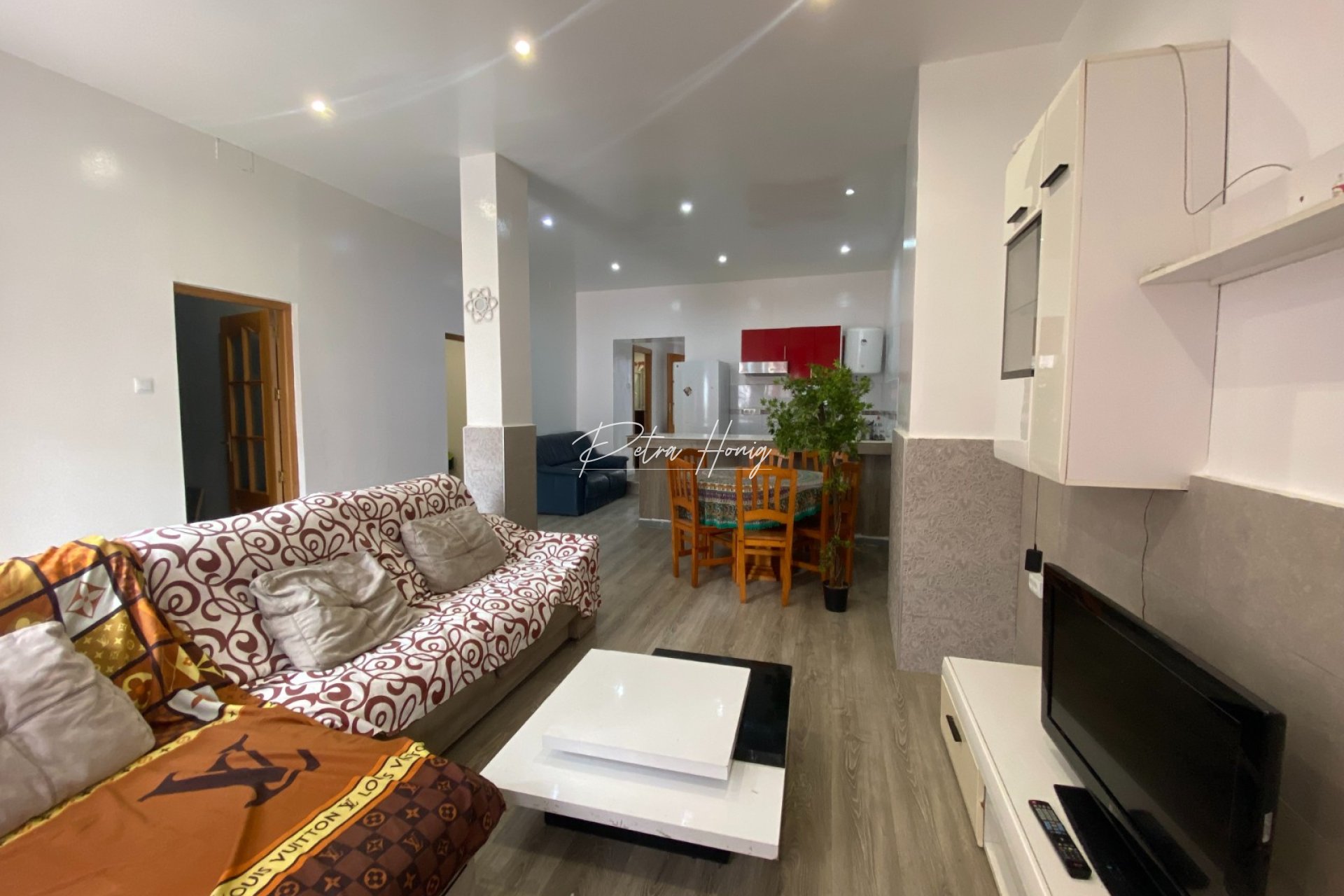 Resales - Apartment - Torrevieja - Centro