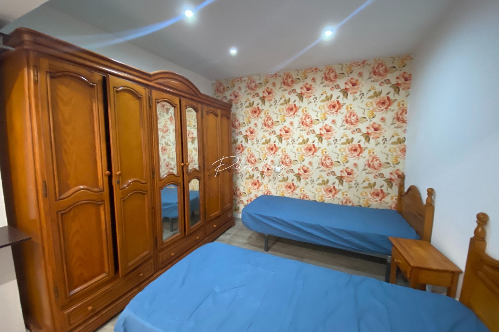Resales - Apartment - Torrevieja - Centro