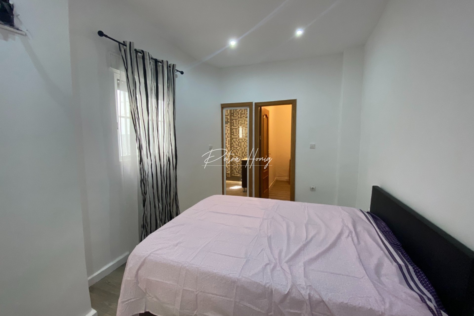 Resales - Apartment - Torrevieja - Centro