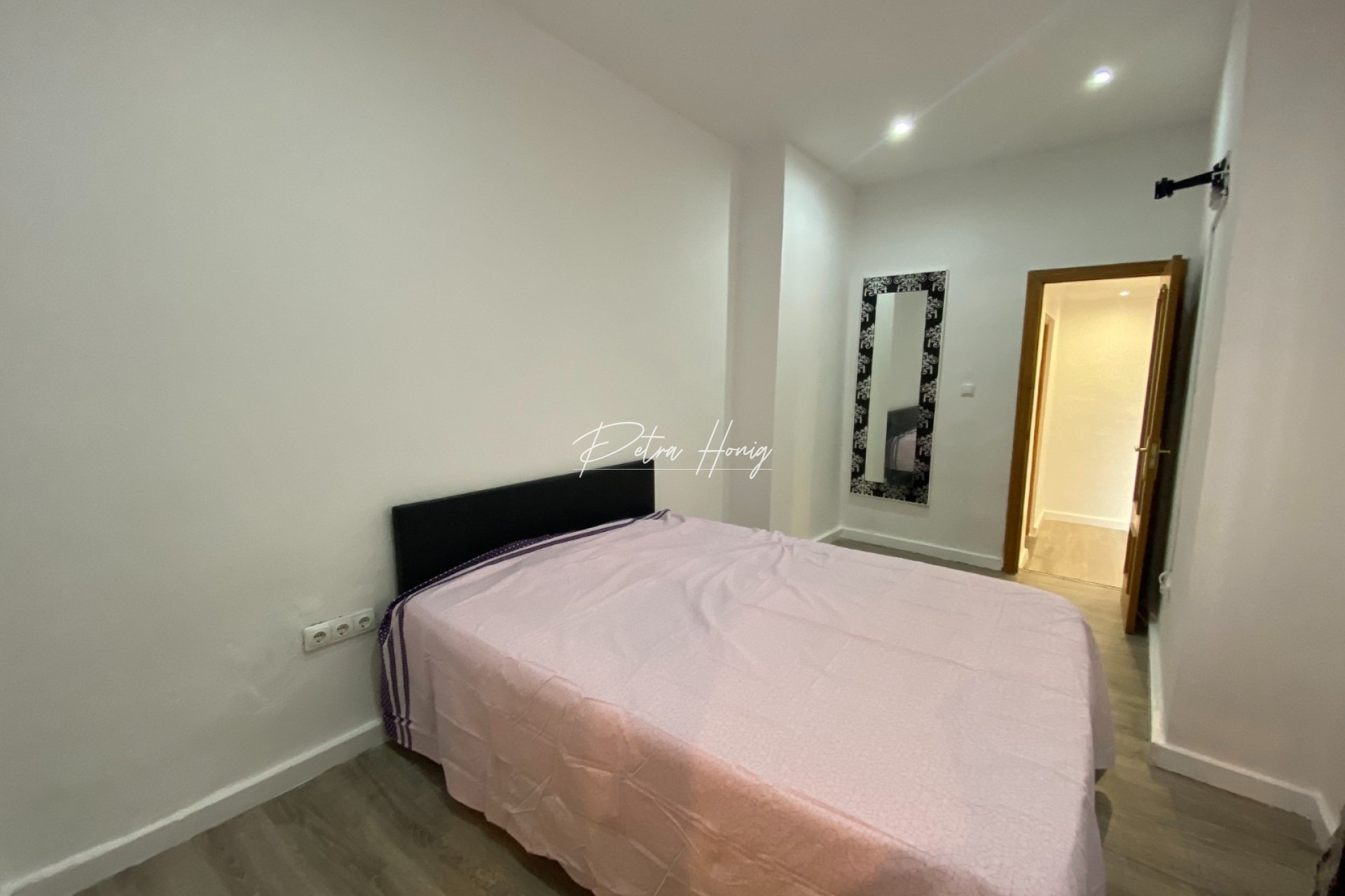 Resales - Apartment - Torrevieja - Centro