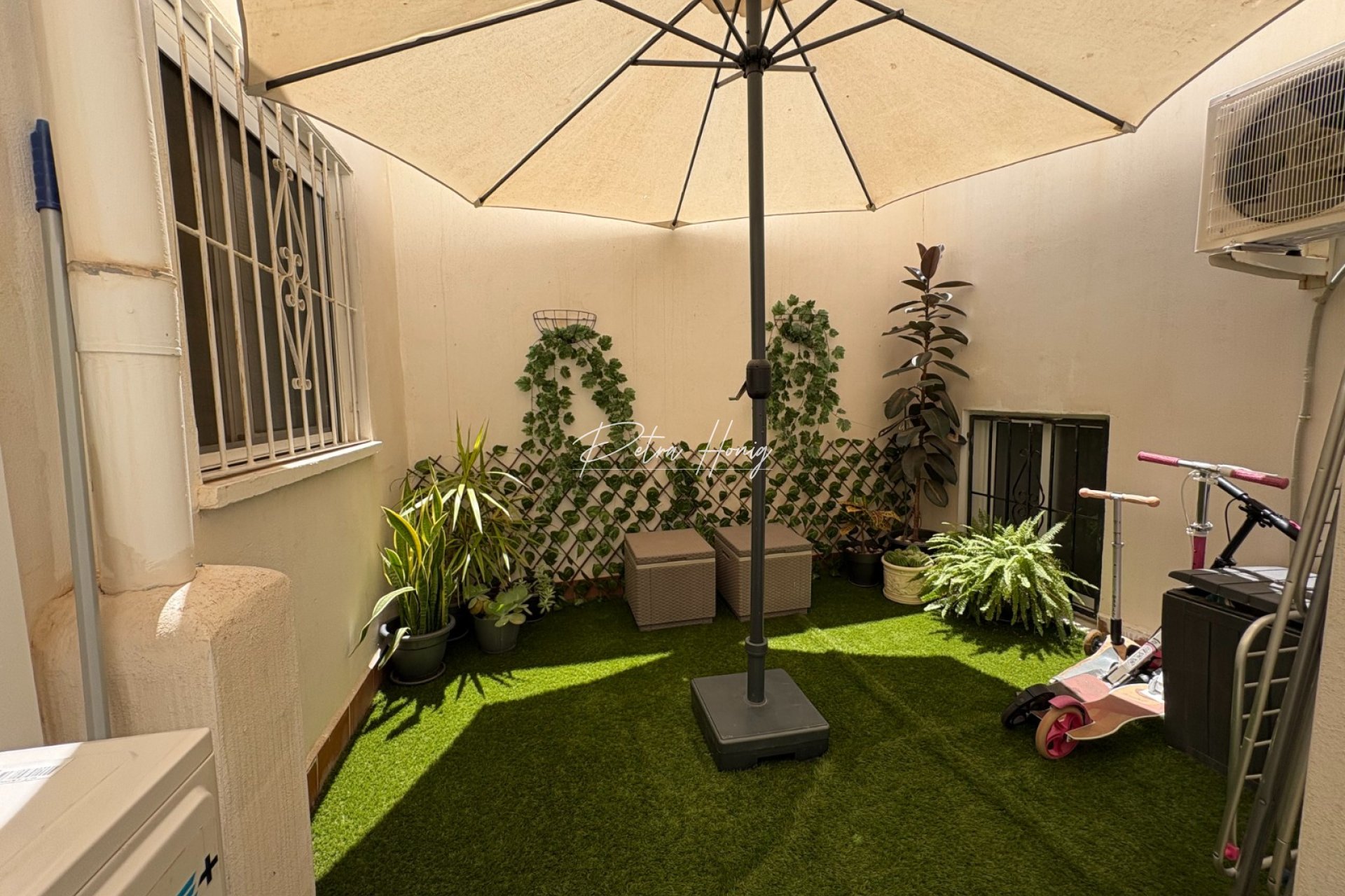 Resales - Apartment - Torrevieja - Centro