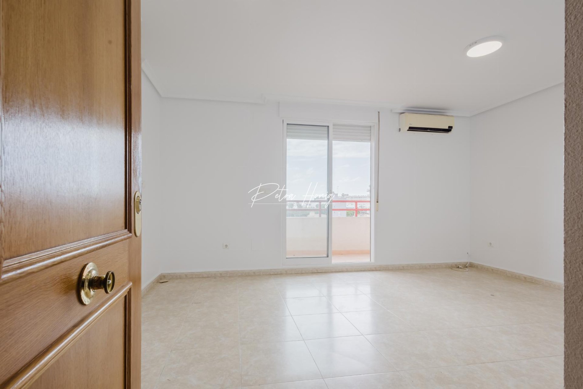 Resales - Apartment - Torrevieja - Centro