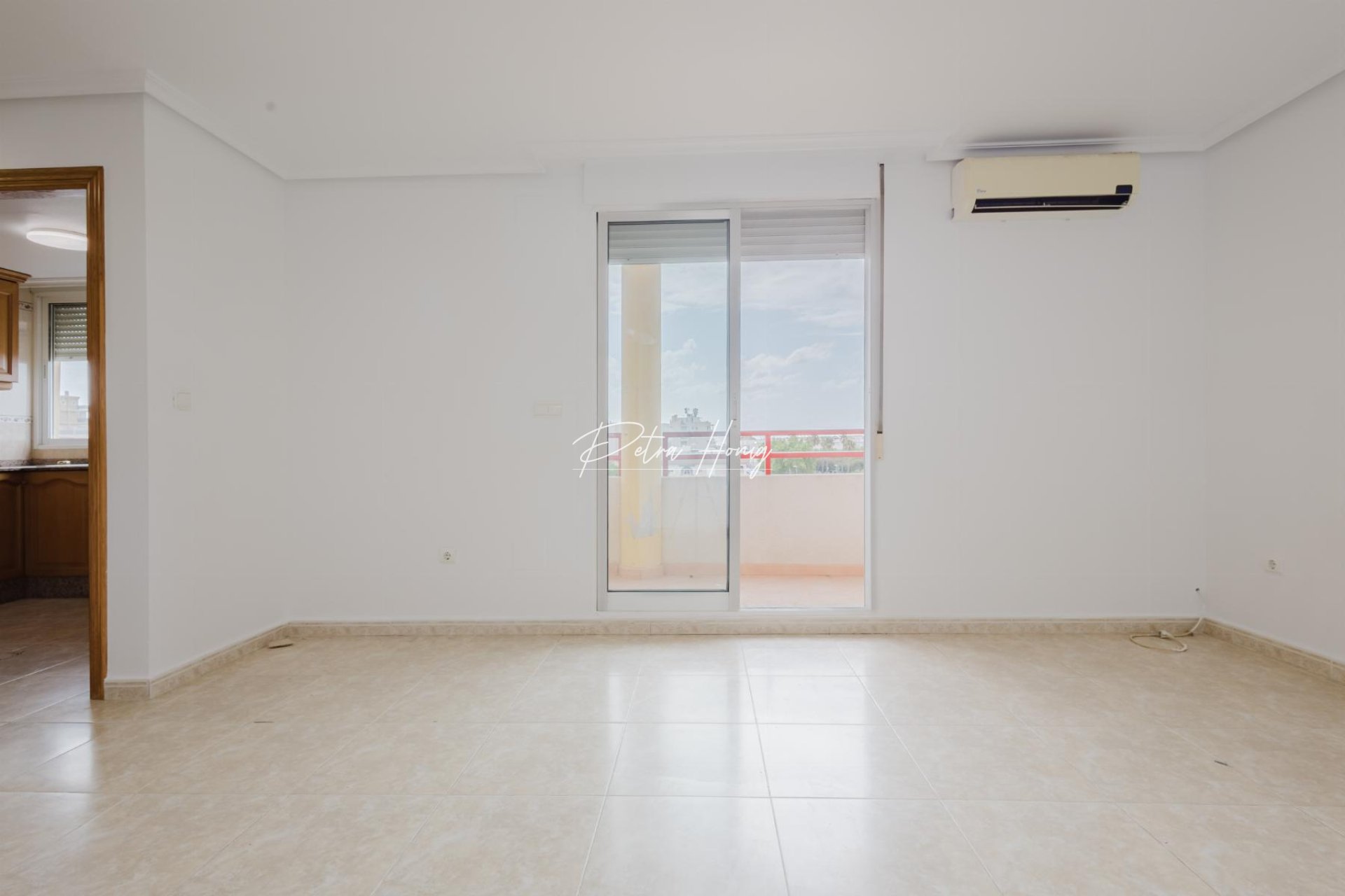 Resales - Apartment - Torrevieja - Centro