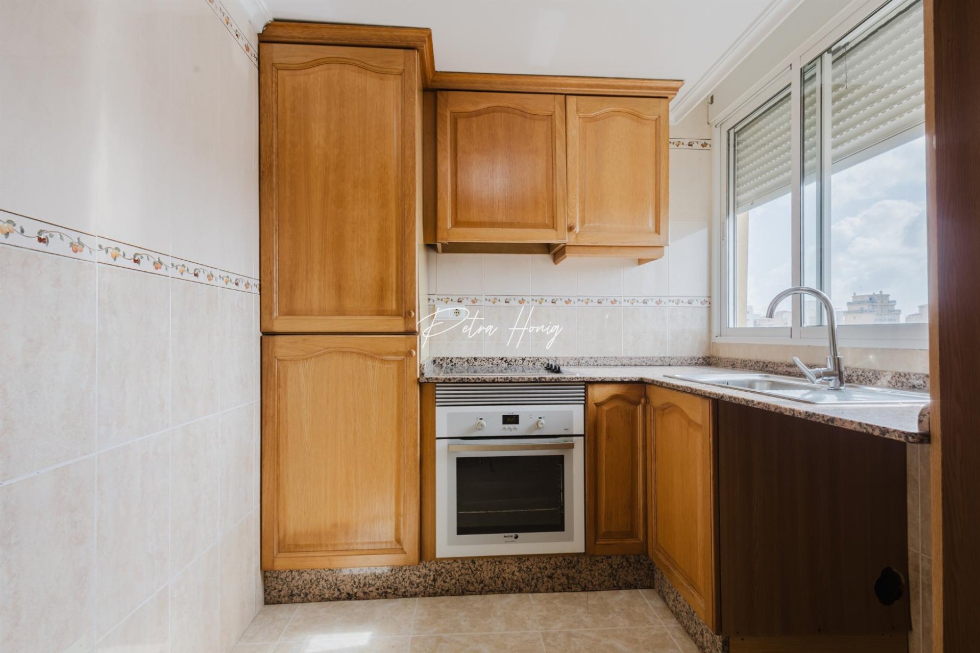 Resales - Apartment - Torrevieja - Centro