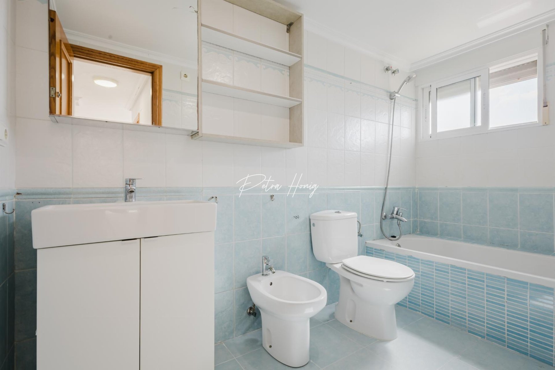 Resales - Apartment - Torrevieja - Centro