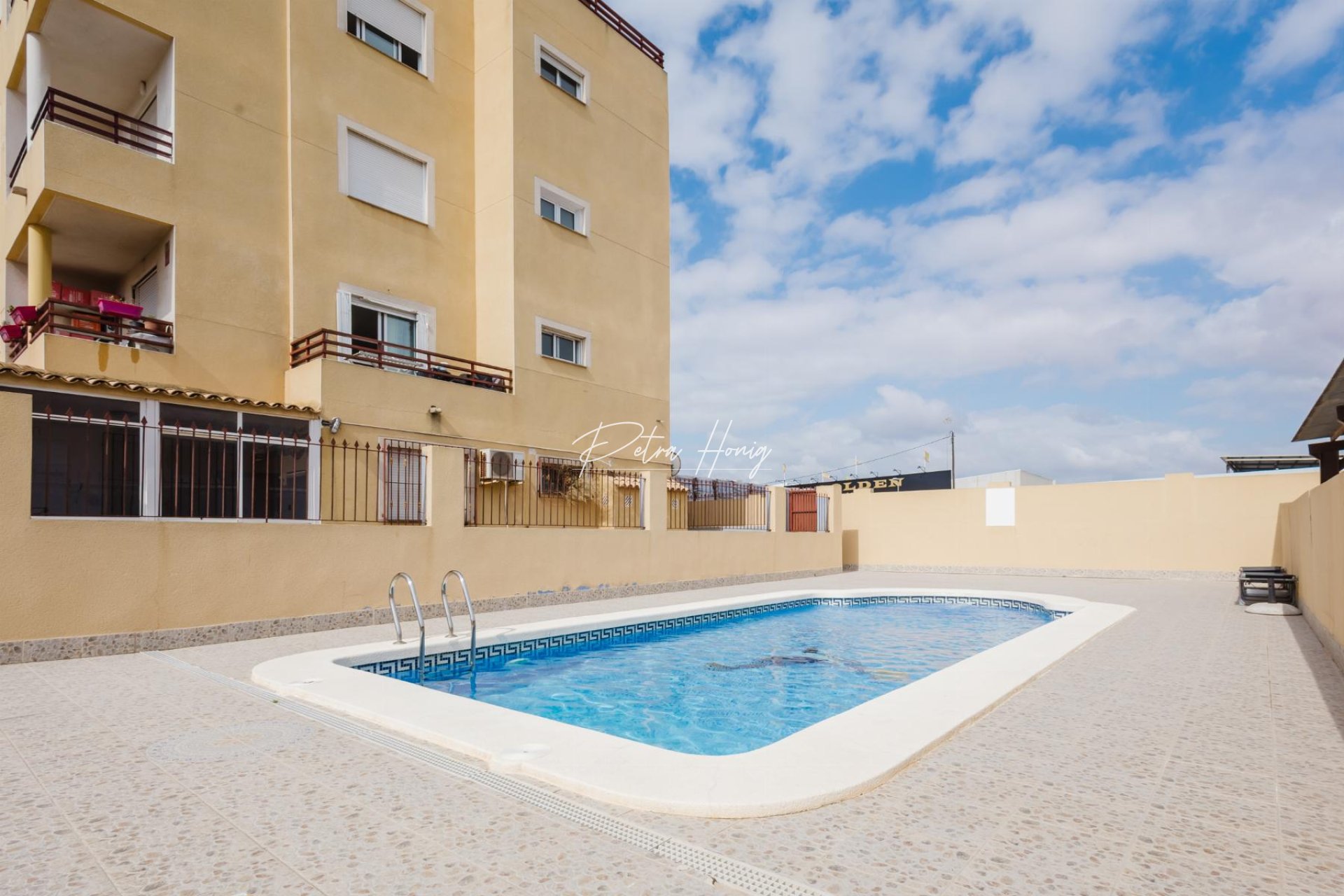 Resales - Apartment - Torrevieja - Centro