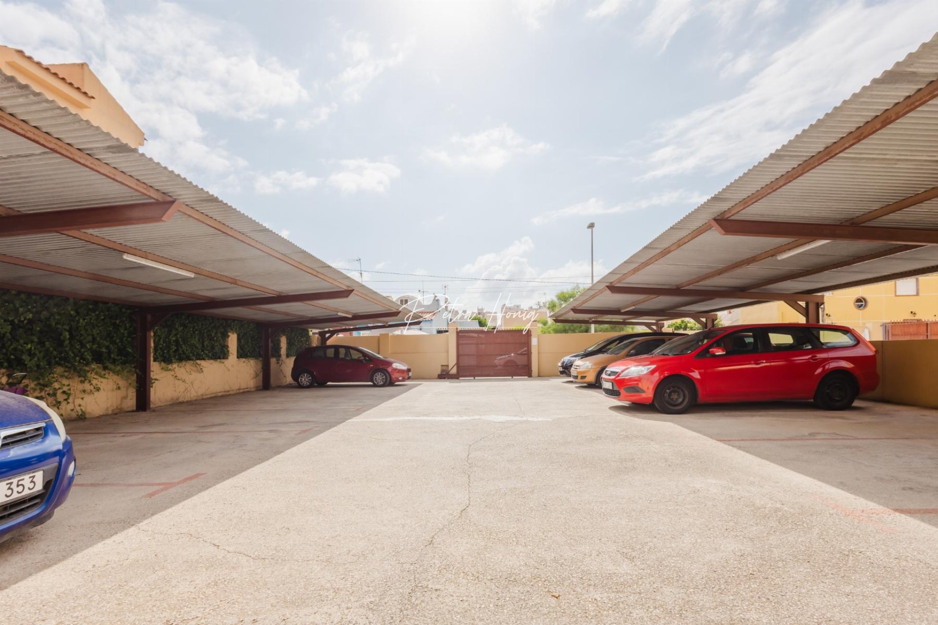 Resales - Apartment - Torrevieja - Centro