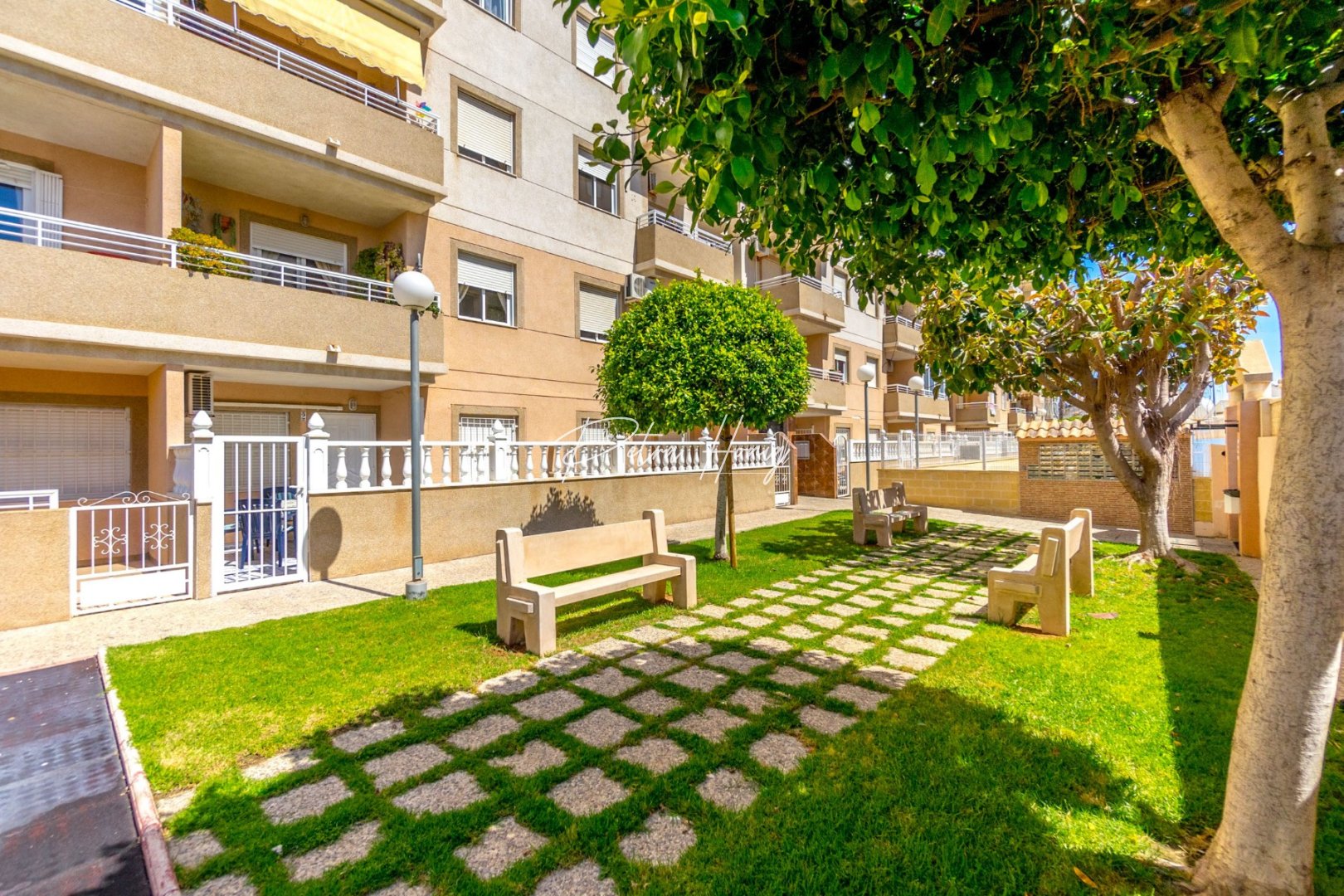 Resales - Apartment - Torrevieja - Centro