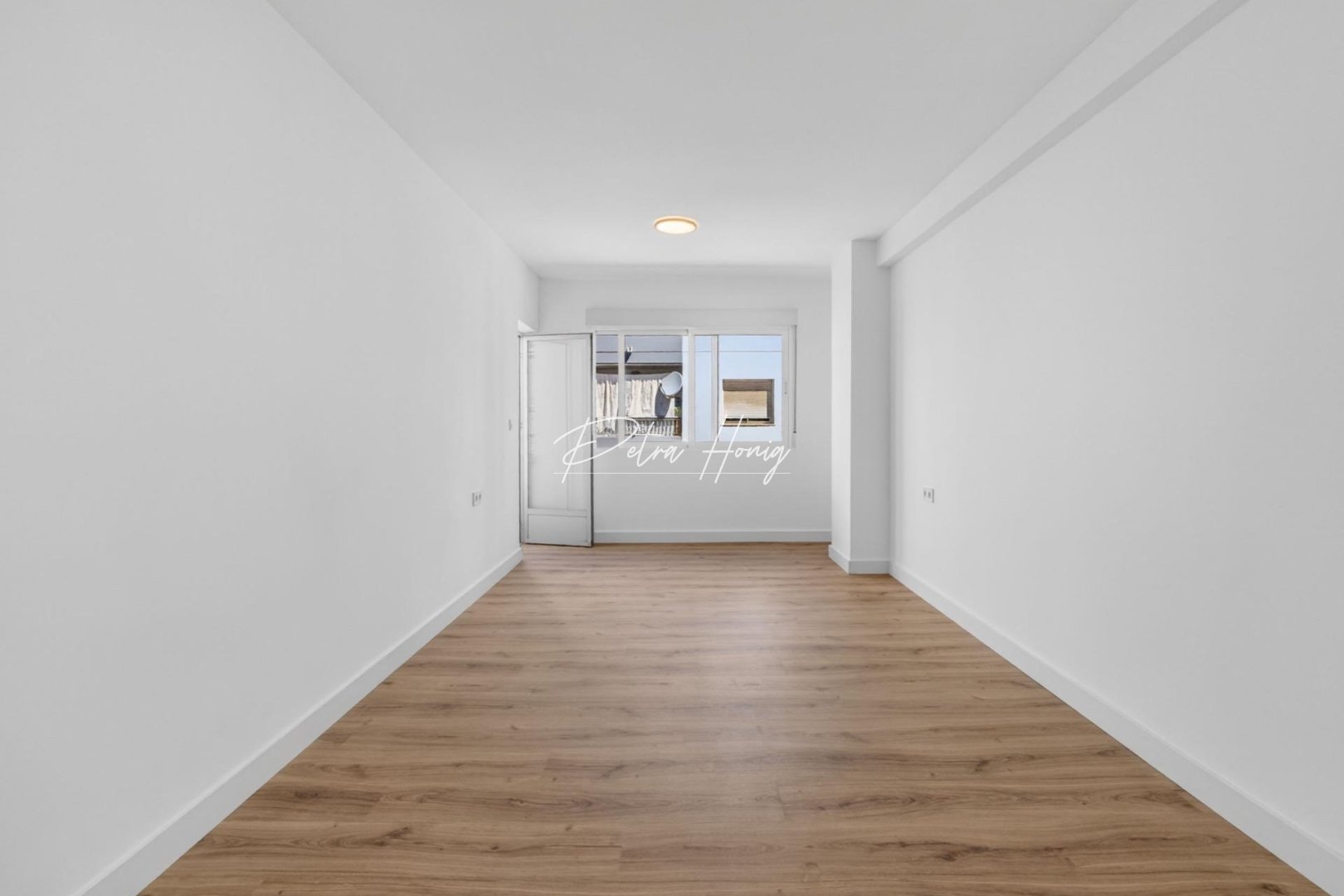 Resales - Apartment - Torrevieja - Centro