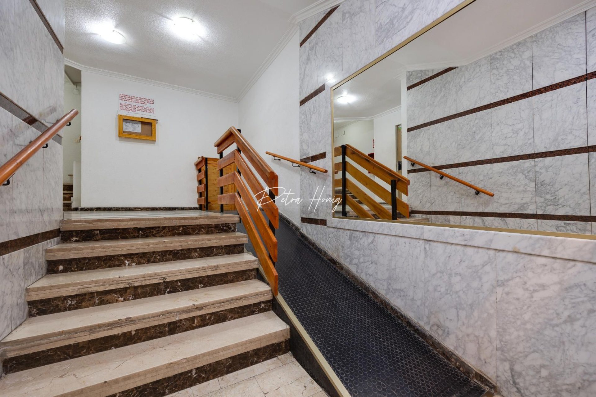 Resales - Apartment - Torrevieja - Curva del Palangre
