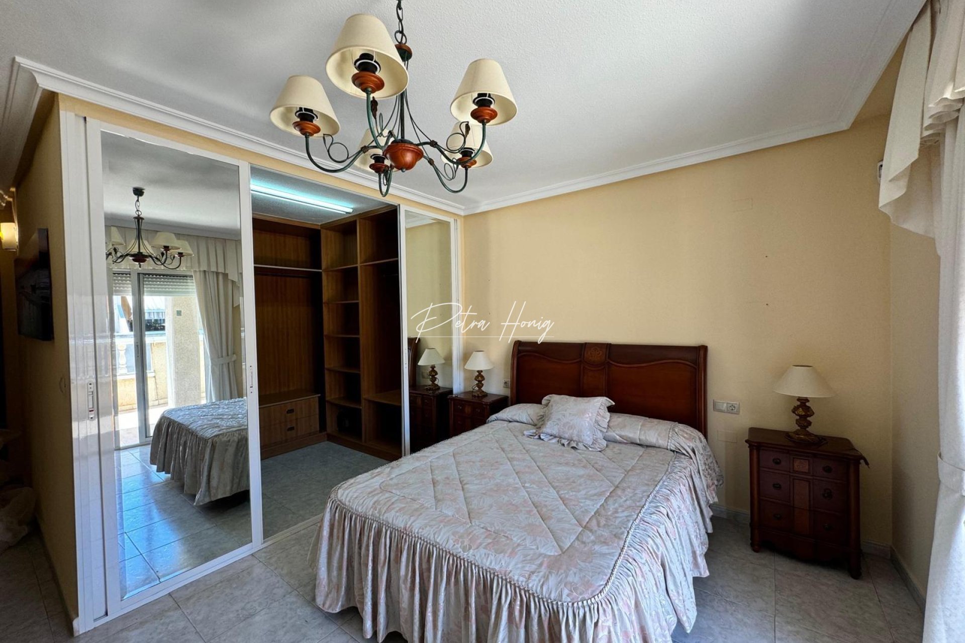 Resales - Apartment - Torrevieja - Habaneras