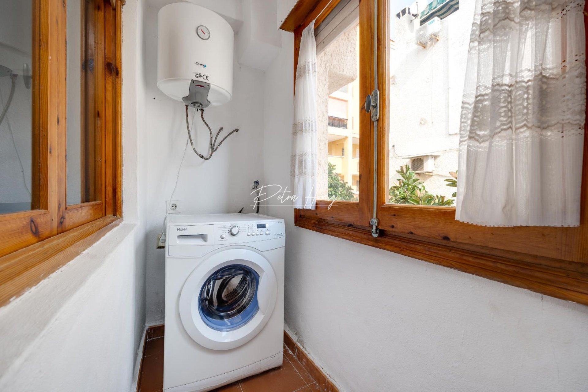 Resales - Apartment - Torrevieja - La Mata