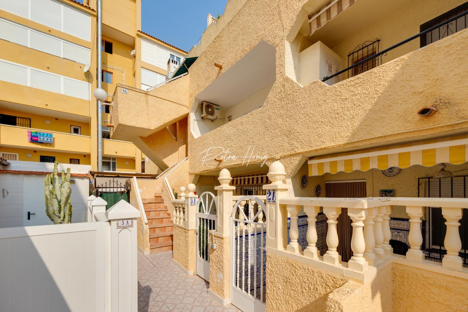 Resales - Apartment - Torrevieja - La Mata
