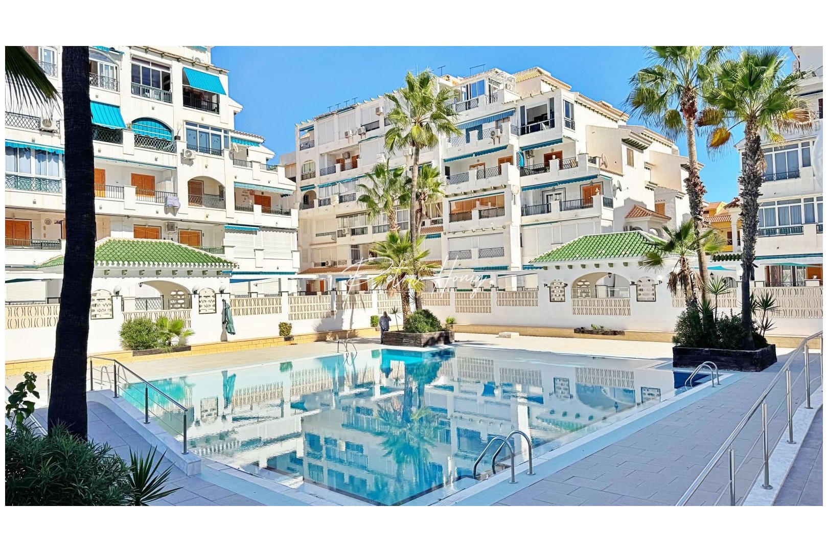 Resales - Apartment - Torrevieja - La Mata