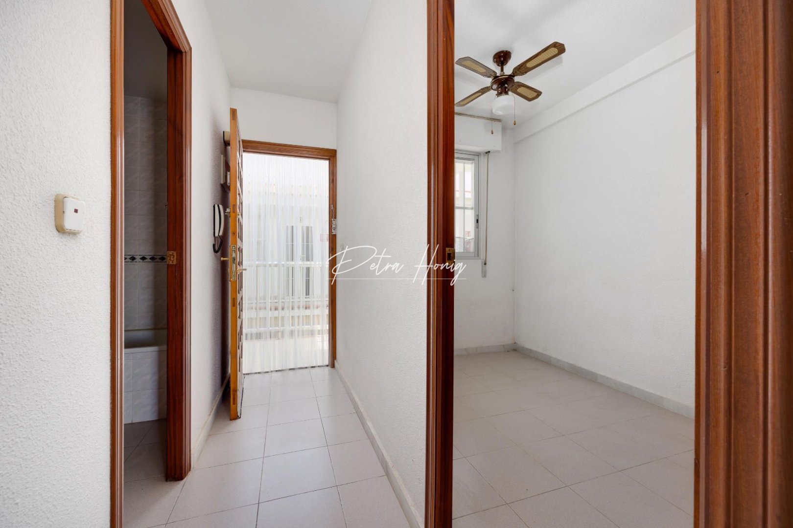 Resales - Apartment - Torrevieja - La Mata