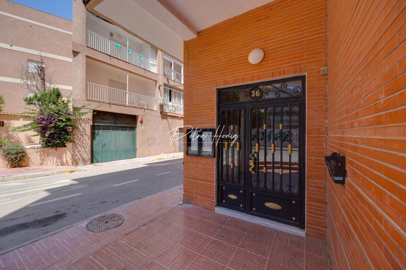 Resales - Apartment - Torrevieja - La Mata