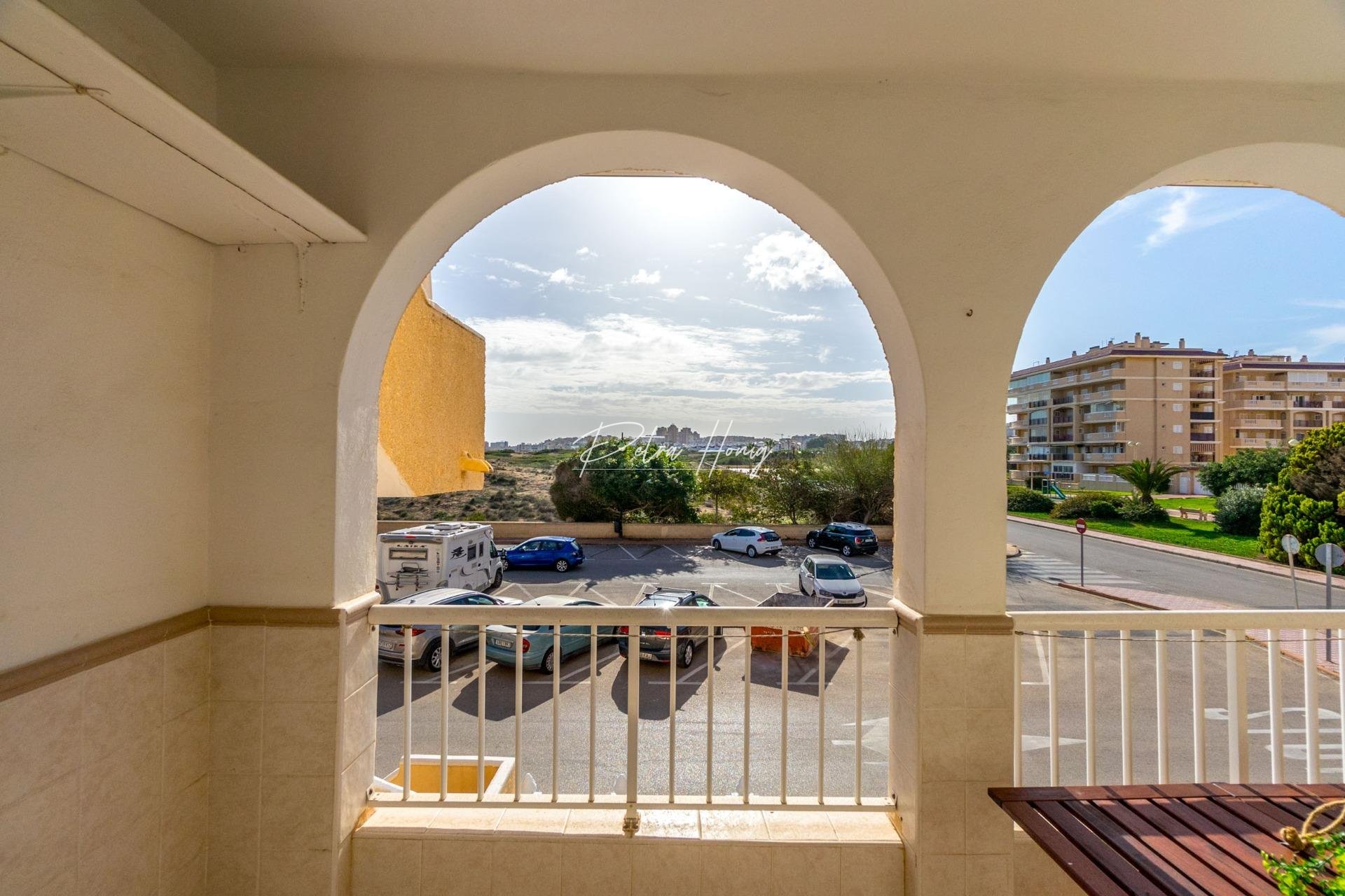 Resales - Apartment - Torrevieja - Los Europeos