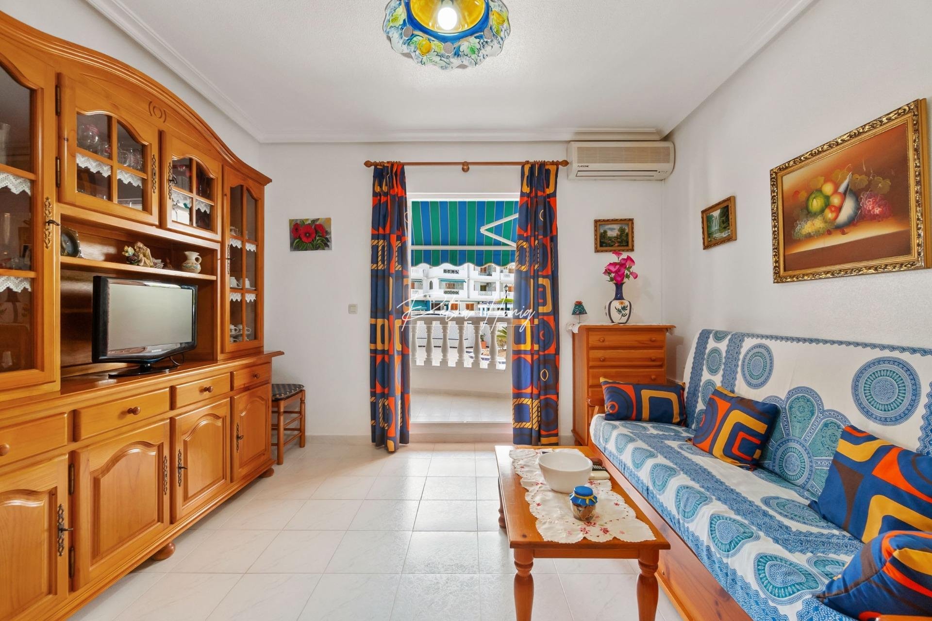 Resales - Apartment - Torrevieja - Los Europeos