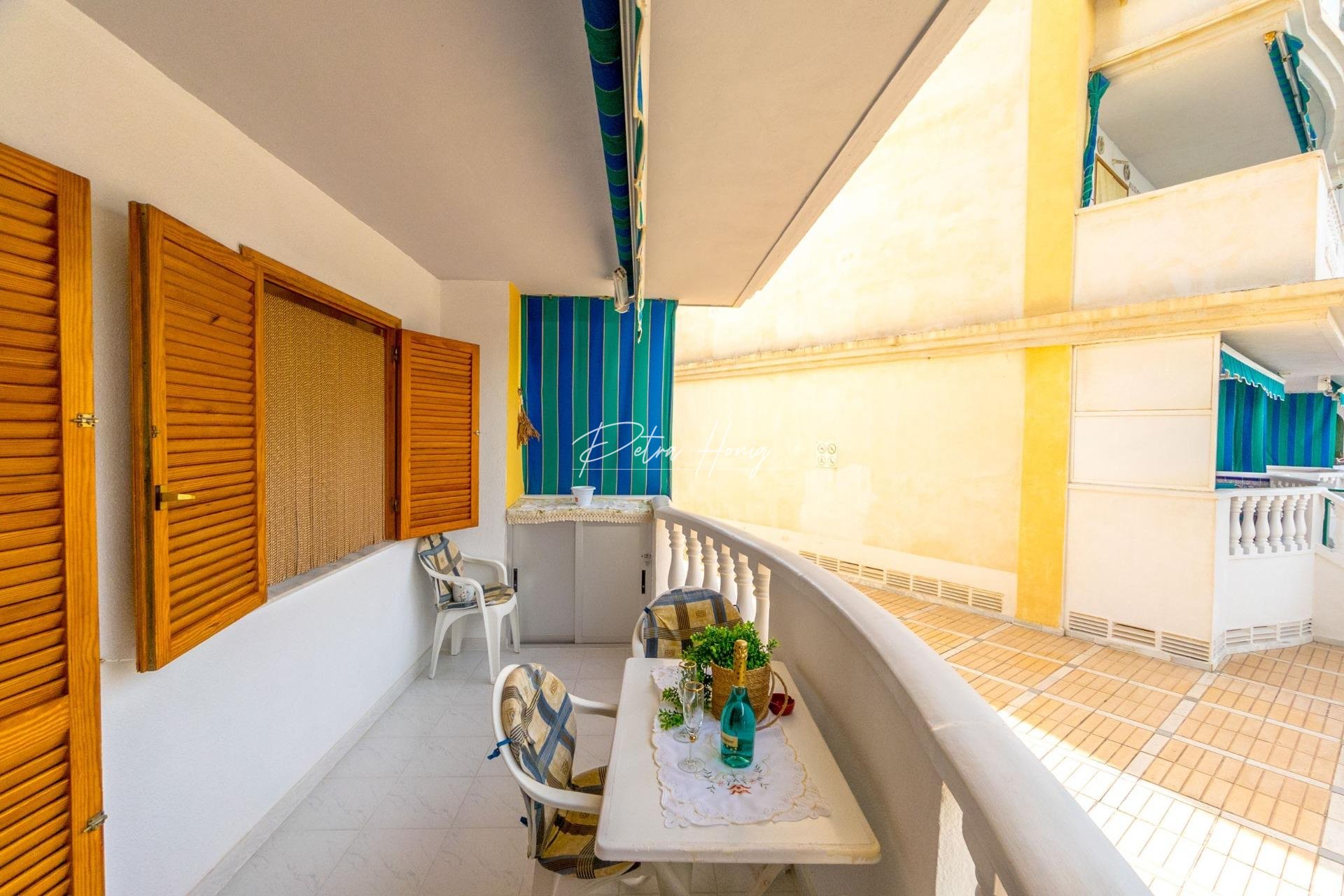 Resales - Apartment - Torrevieja - Los Europeos