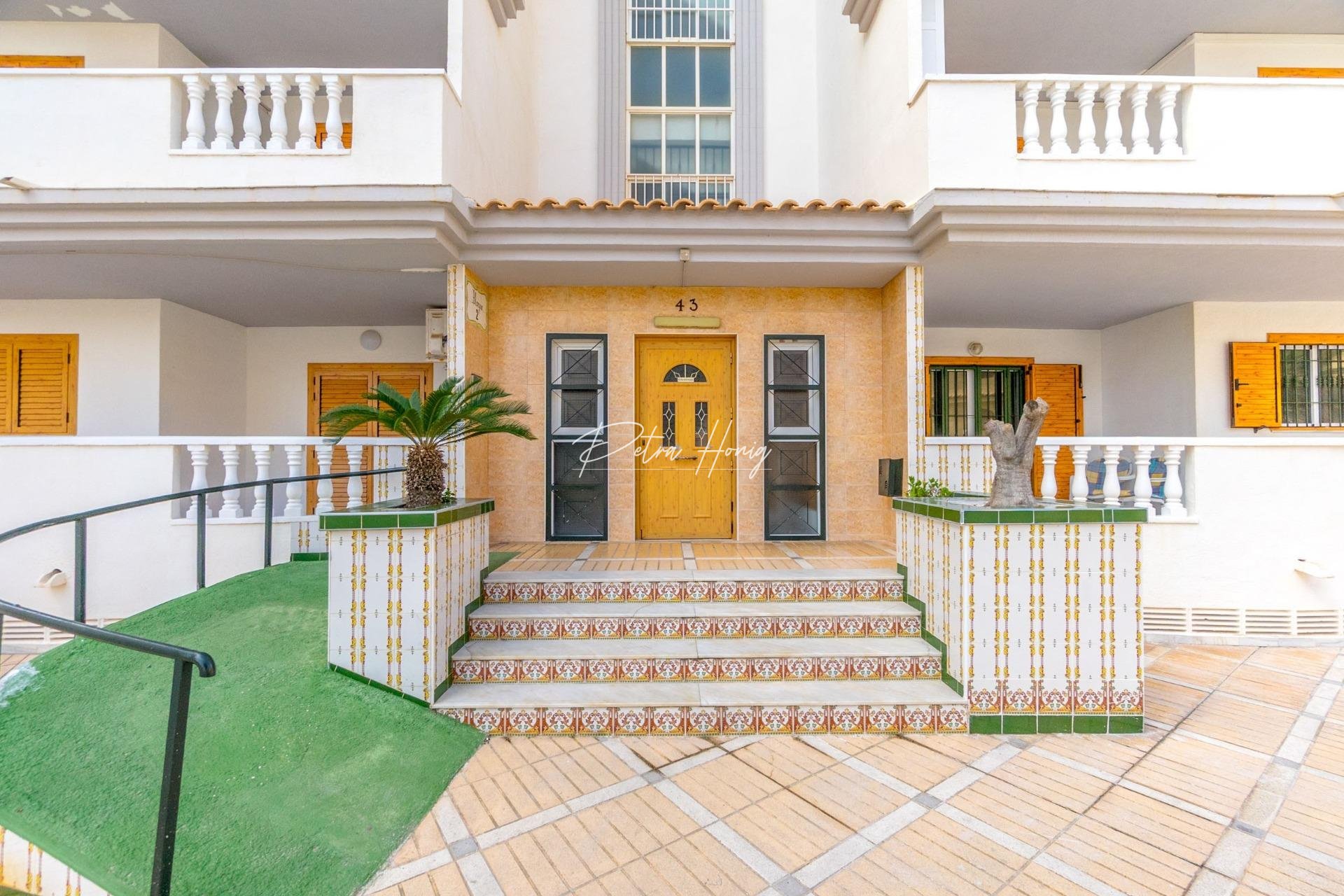 Resales - Apartment - Torrevieja - Los Europeos