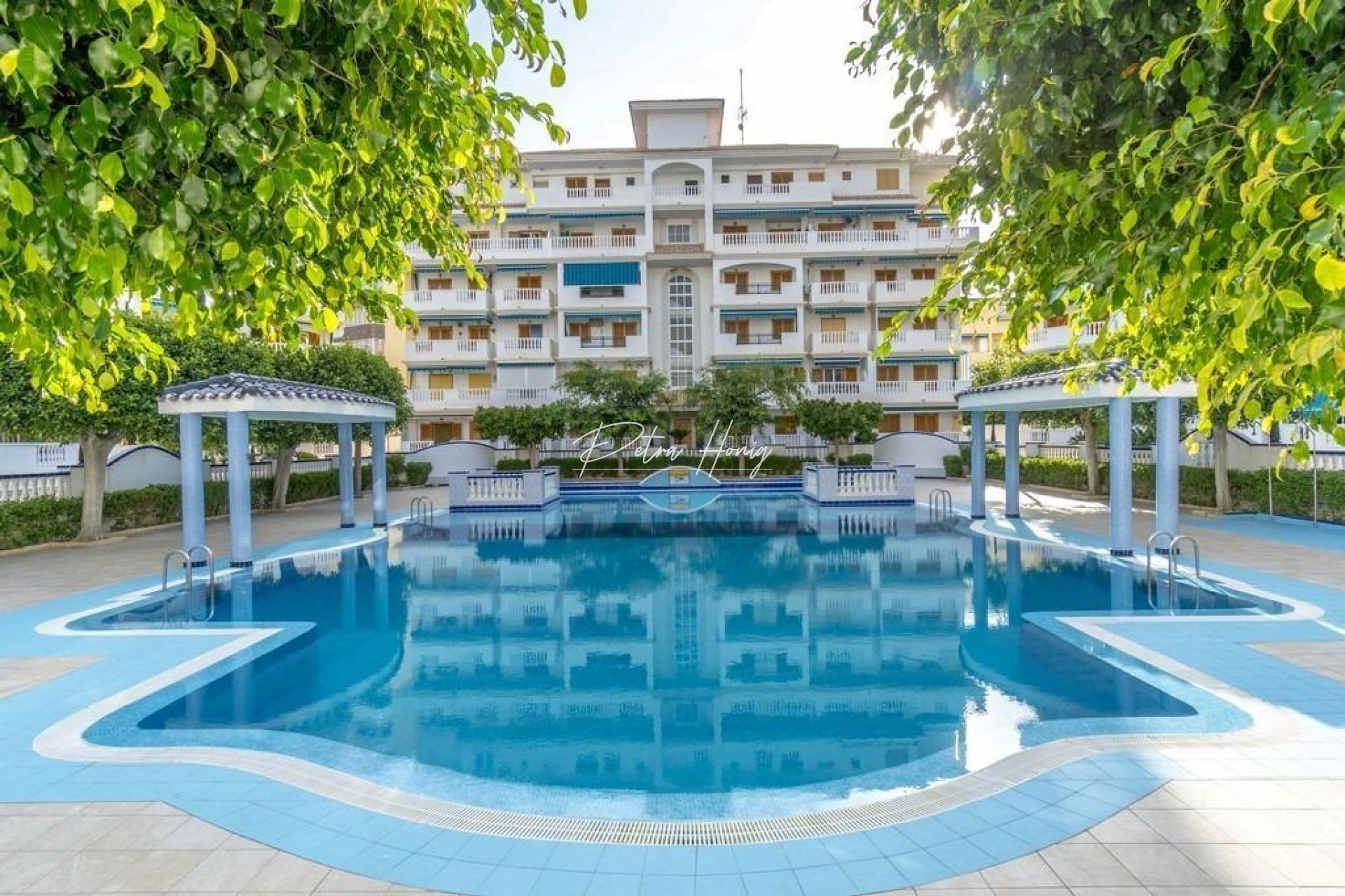 Resales - Apartment - Torrevieja - Los Europeos