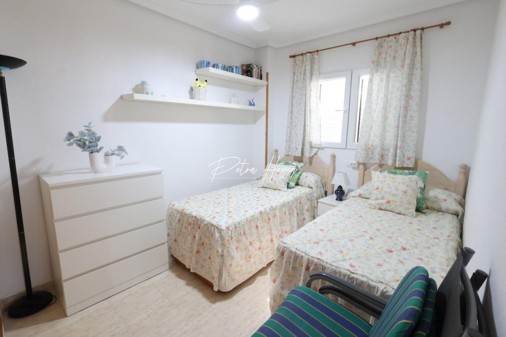 Resales - Apartment - Torrevieja - Los Europeos