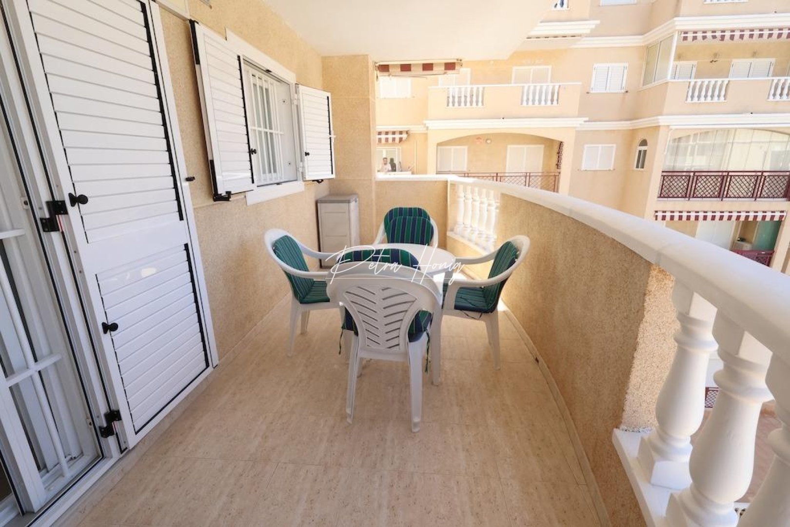 Resales - Apartment - Torrevieja - Los Europeos