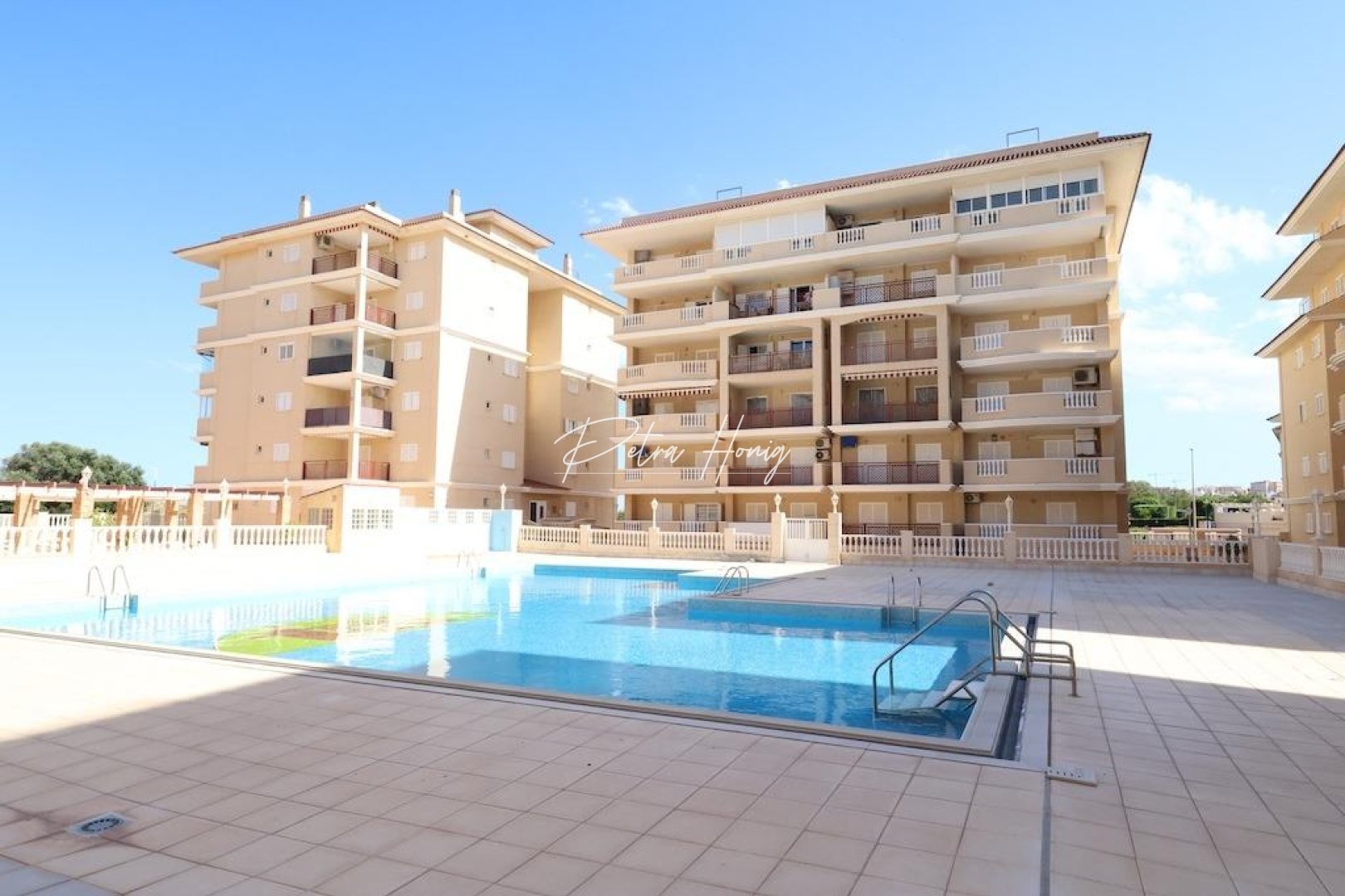 Resales - Apartment - Torrevieja - Los Europeos
