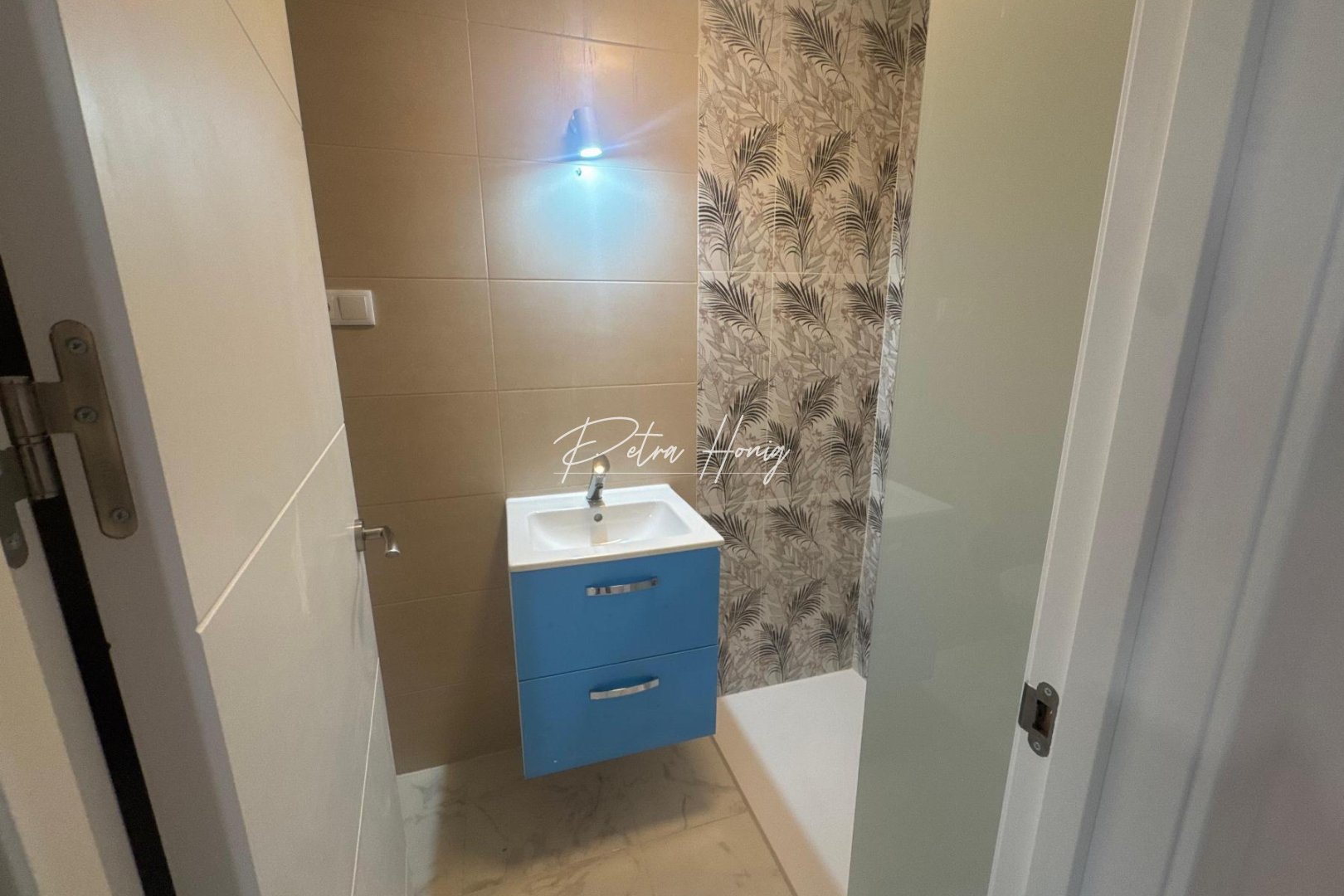 Resales - Apartment - Torrevieja - Muelle Pesquero