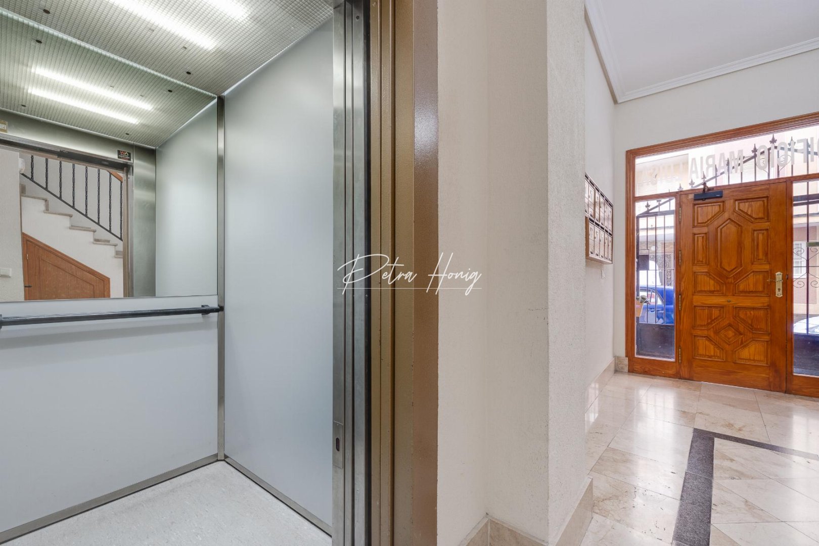 Resales - Apartment - Torrevieja - Parque de las Naciones