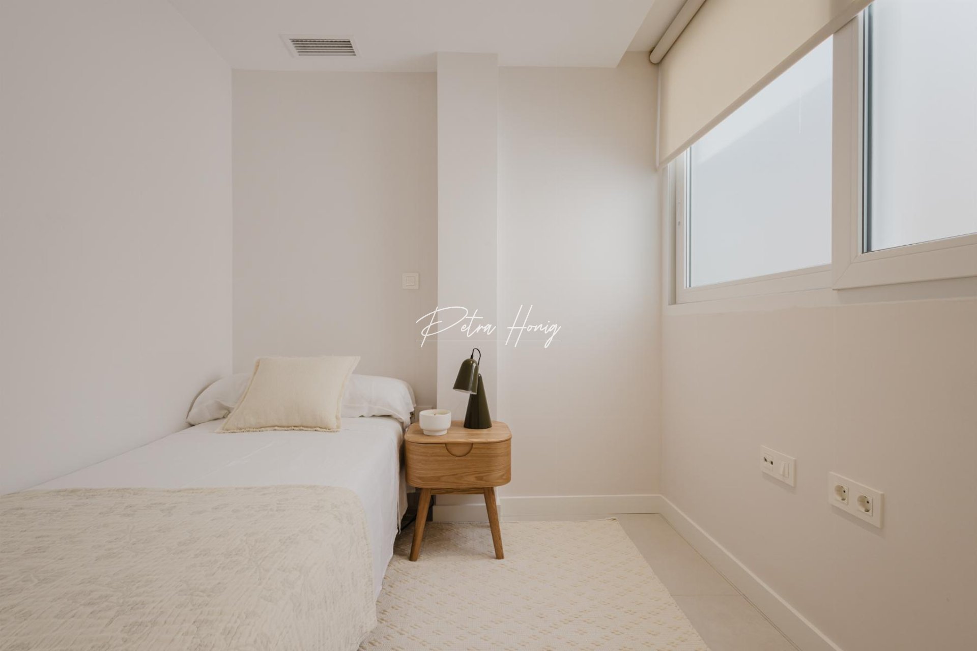 Resales - Apartment - Torrevieja - Playa Acequion