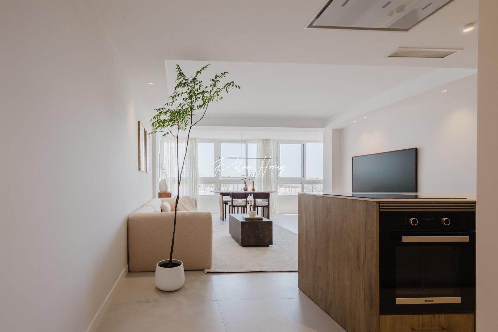 Resales - Apartment - Torrevieja - Playa Acequion