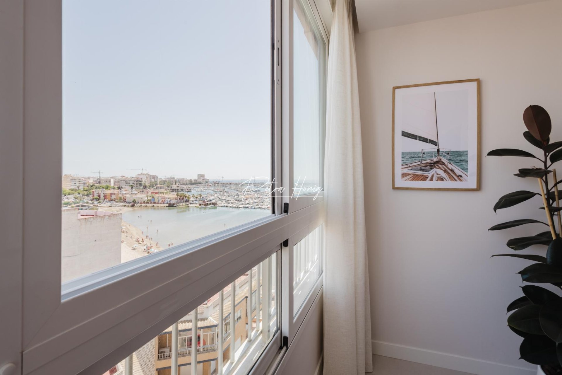 Resales - Apartment - Torrevieja - Playa Acequion